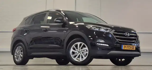 Hyundai Tucson view 2