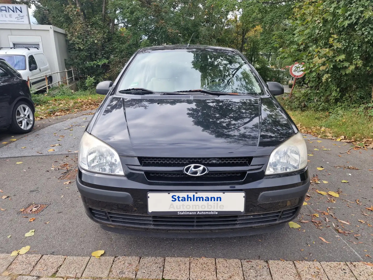 Hyundai Getz 1.1 Basis Klima Servo elektr. Fenster Schwarz - 2