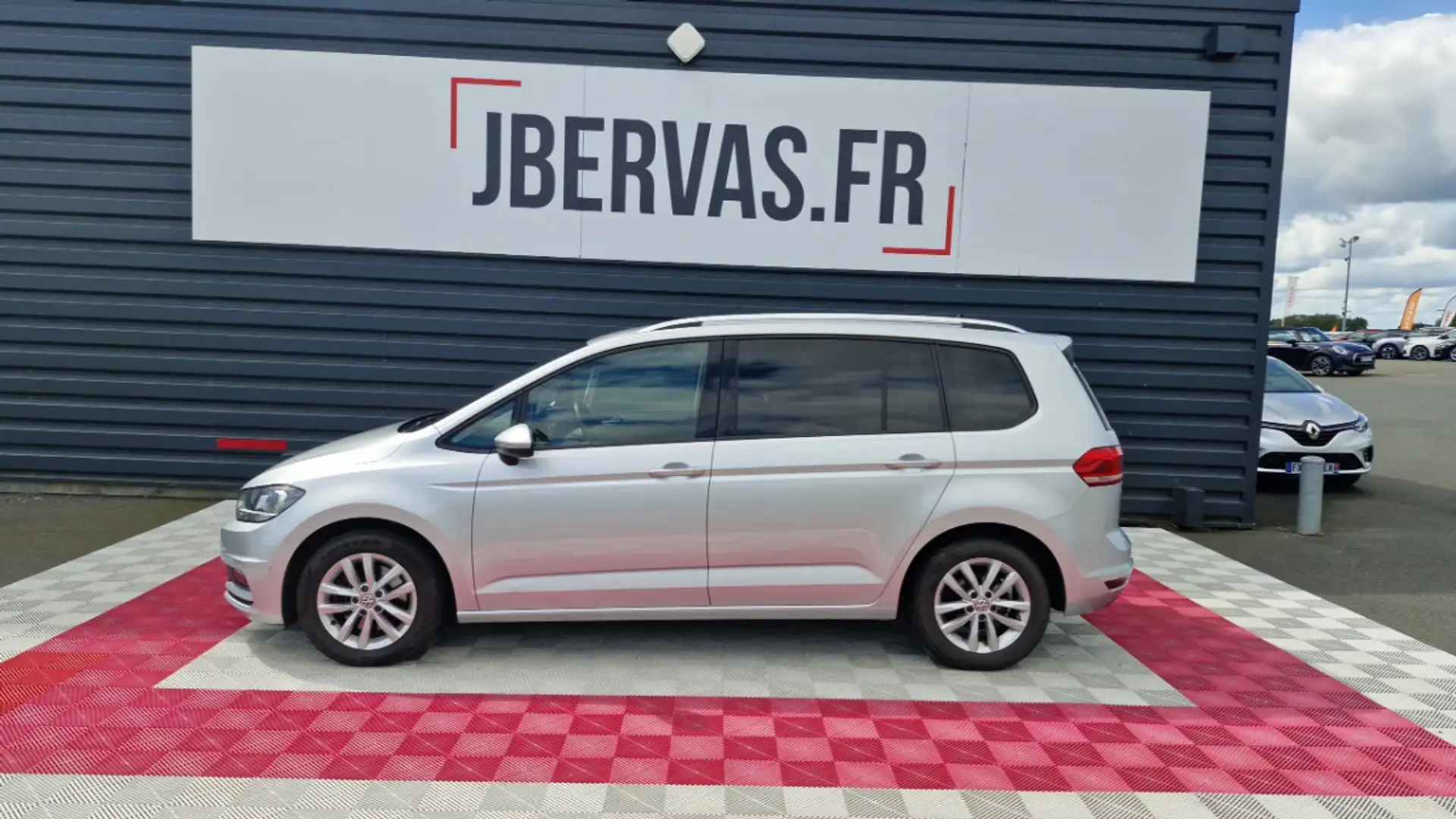 Volkswagen Touran 1.6 tdi 115 7pl confortline - 2