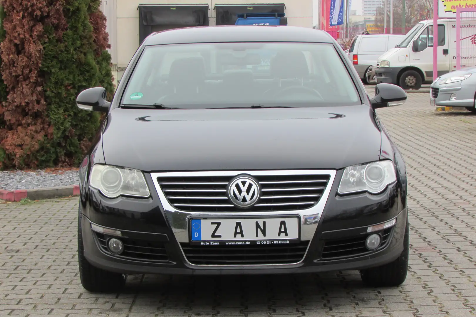 Volkswagen Passat Highline Negru - 2