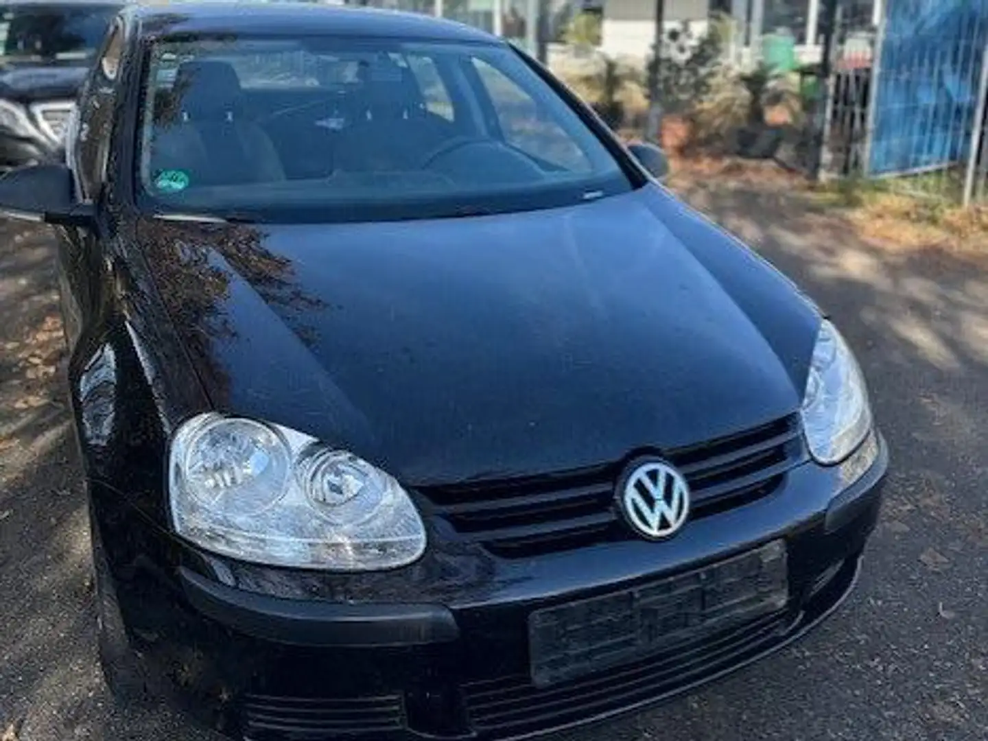 Volkswagen Golf Trendline Schwarz - 1