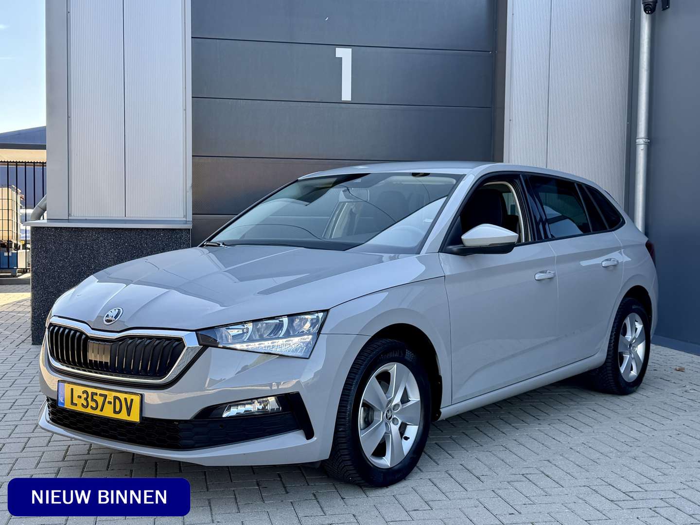 Skoda Scala nuo 252 €/ mėn Benzinas 2021m. Hečbekas Mechaninė