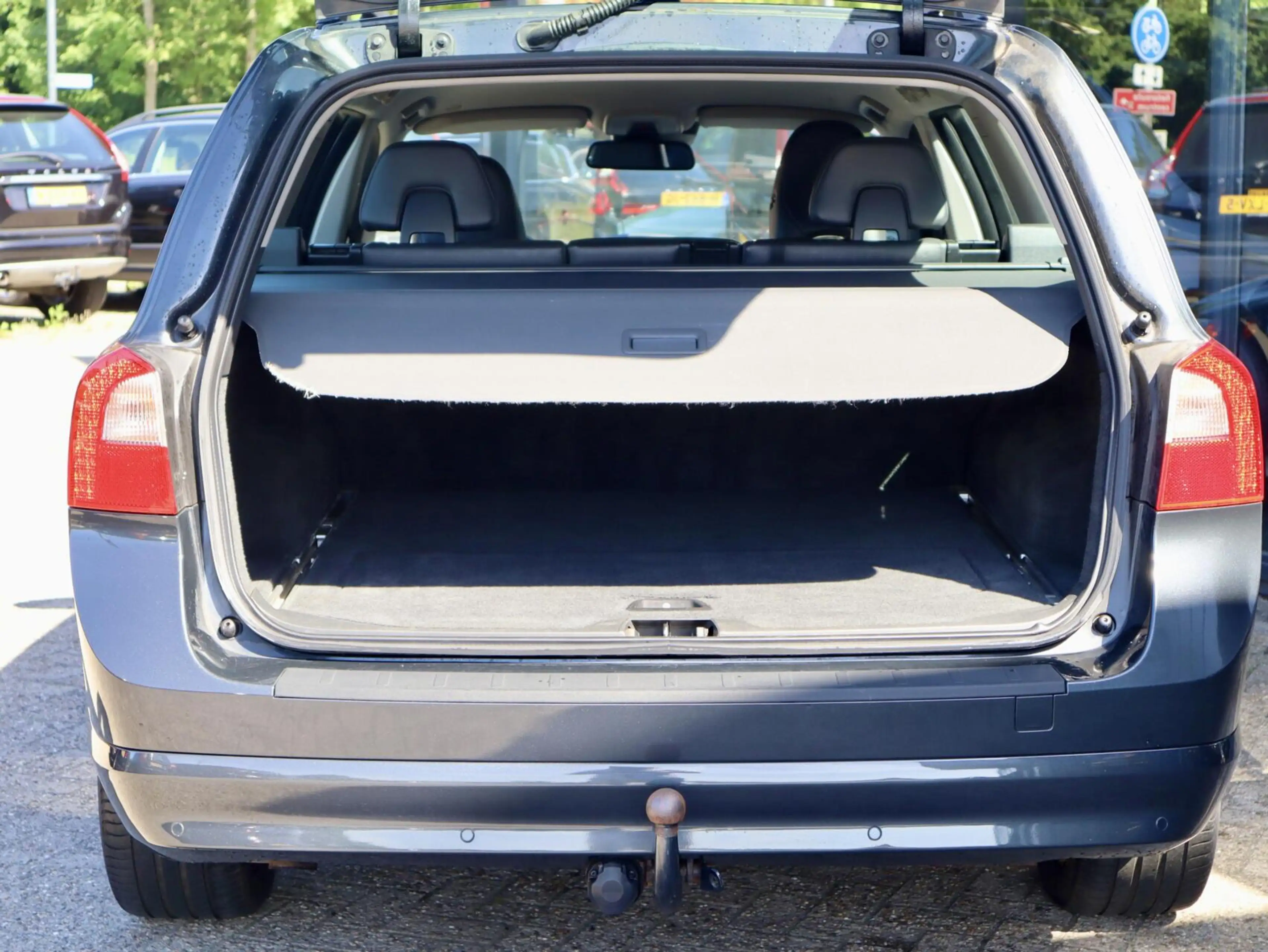 Volvo V70 T4 Limited Edition Automaat, Leder,Stoelverwarming — photo 15