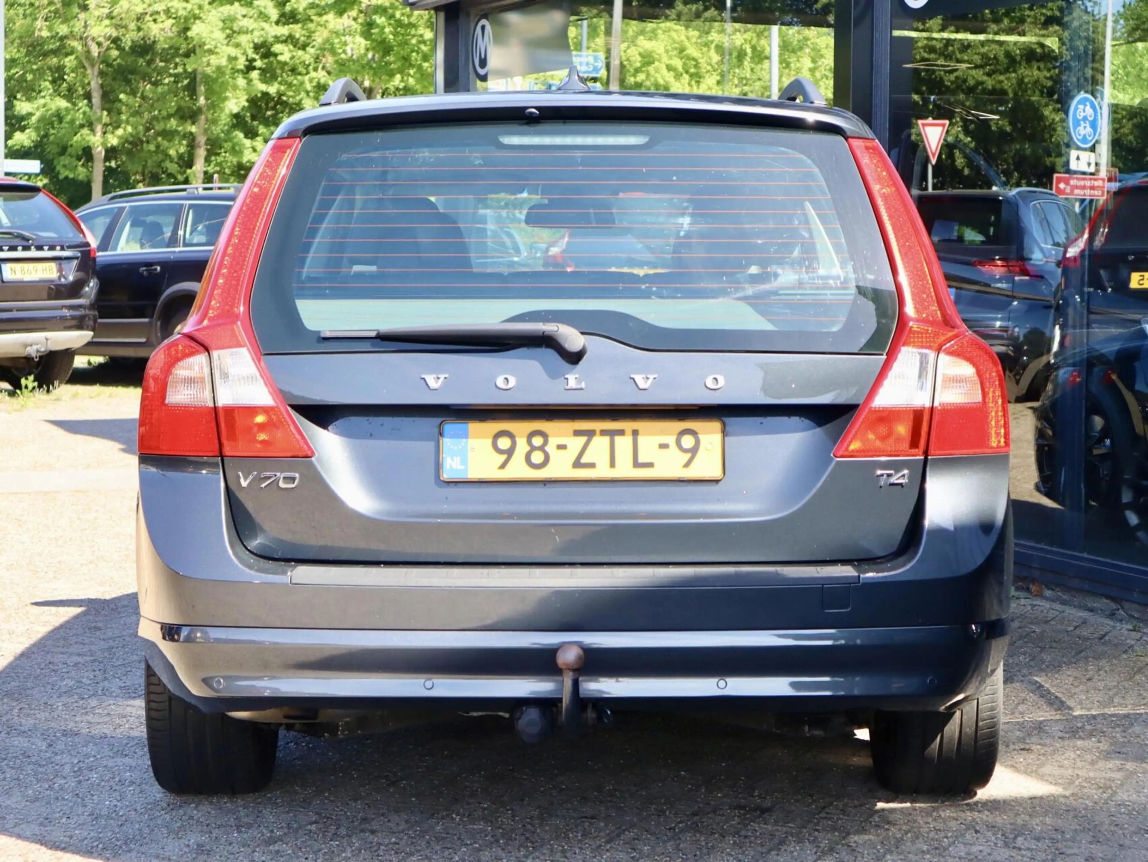 Volvo V70 T4 Limited Edition Automaat, Leder,Stoelverwarming — photo 14