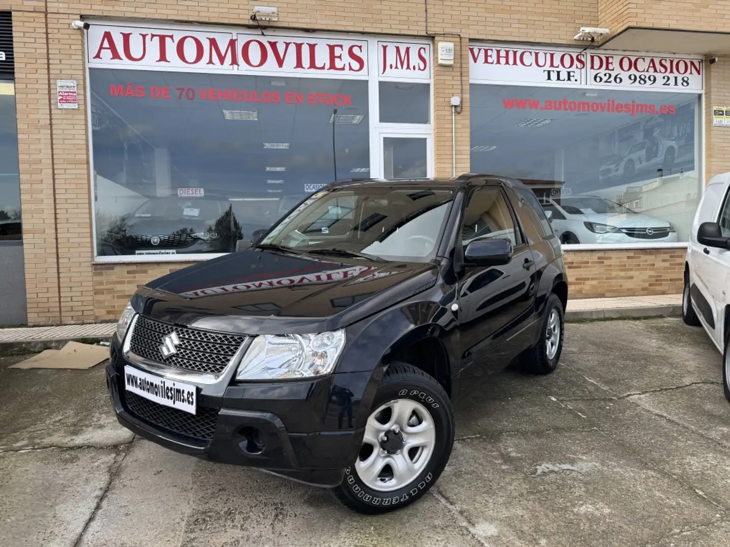 Suzuki Grand Vitara 1.6L JX-A Noir - 1
