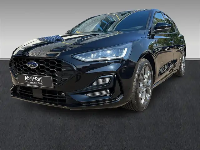 Ford Focus view 3