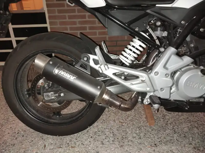 BMW G 310 R - foto 2