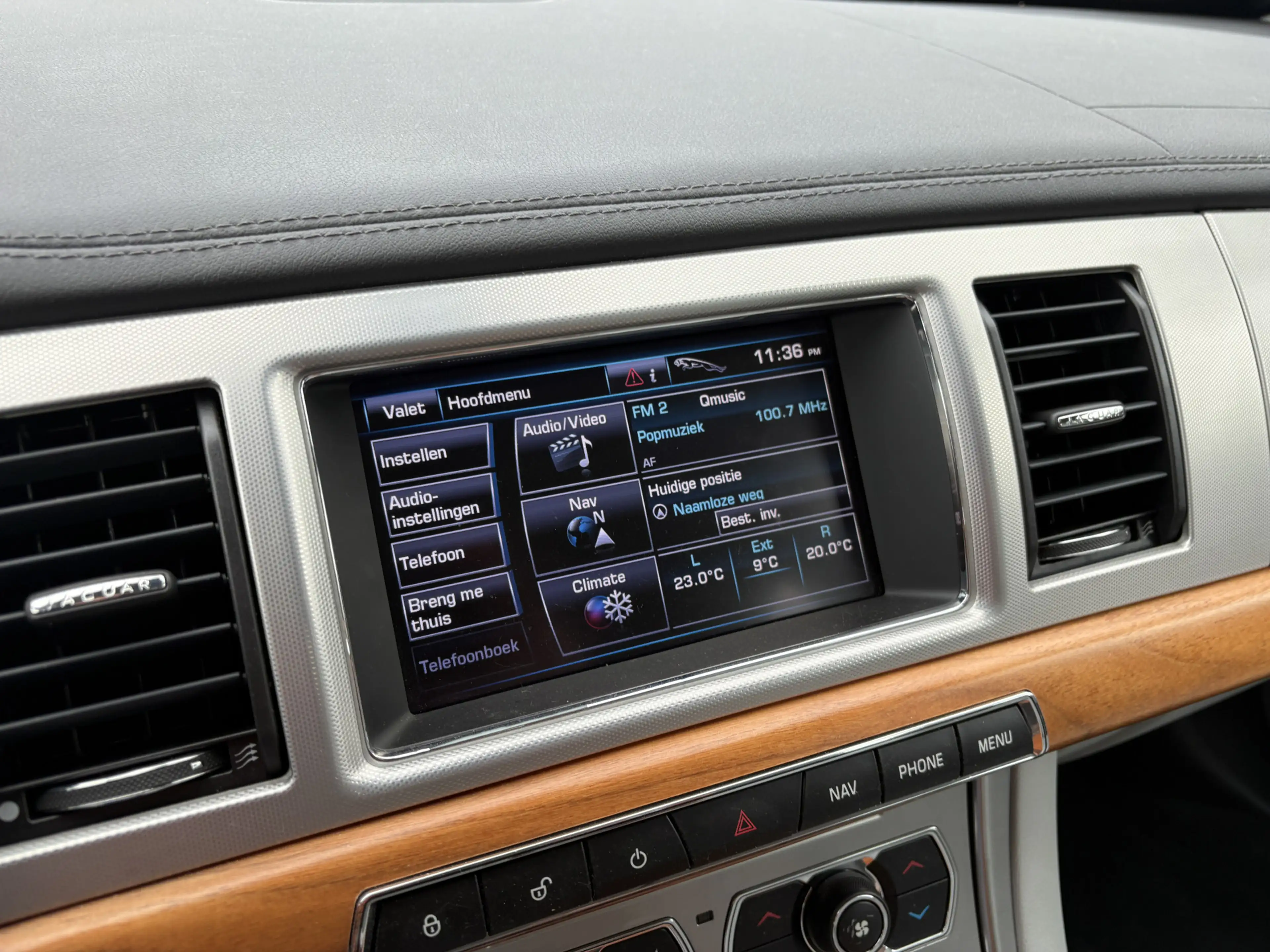 Jaguar XF 3.0D S Premium Business Edition / AUTOMAAT / NAVI — photo 9