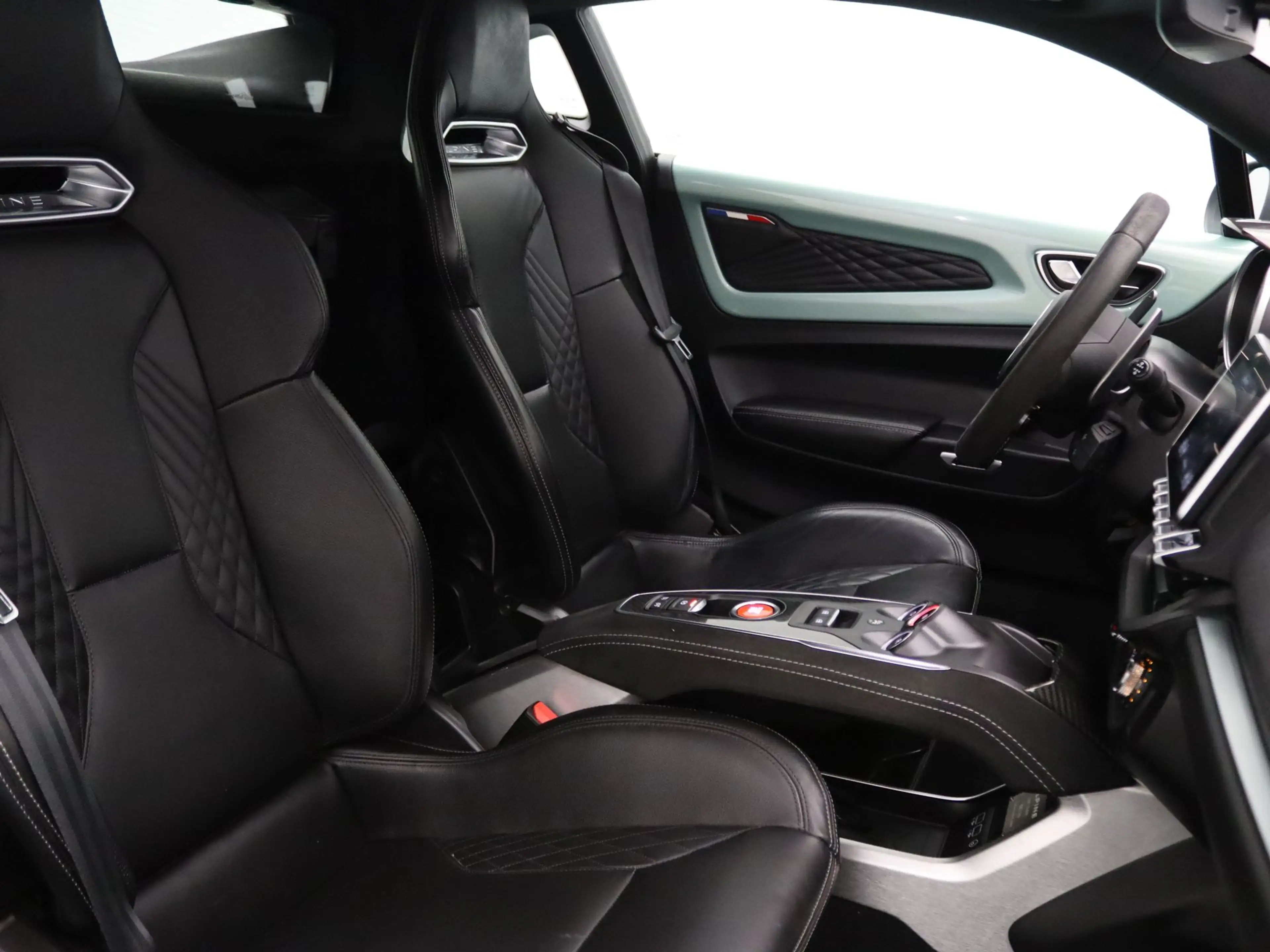 Alpine A110 300pk Turbo GT Apple Carplay/Android Auto | Climat — photo 37
