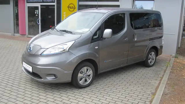 Nissan Evalia e-NV200