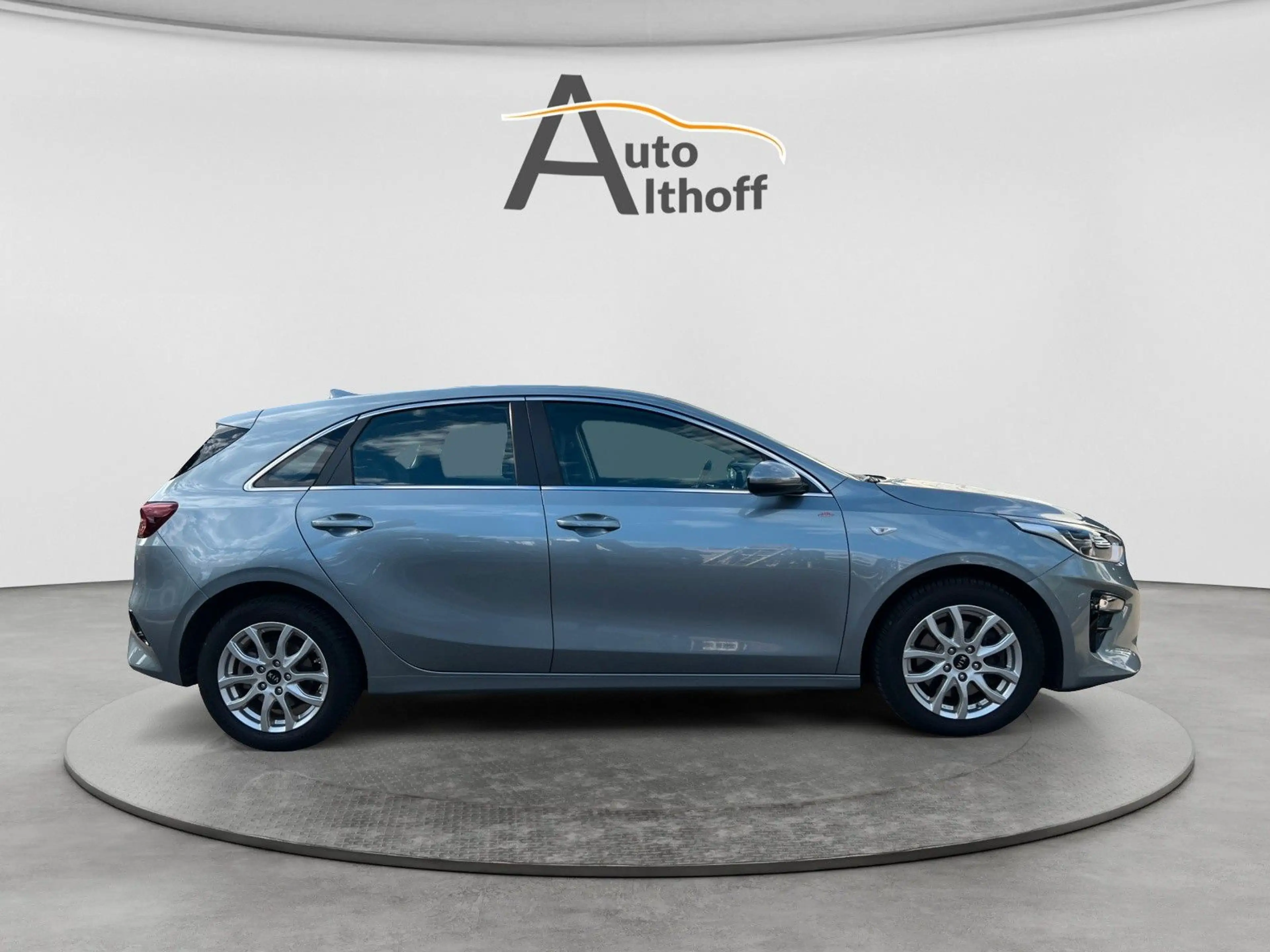 Kia Ceed / cee'd — photo 5