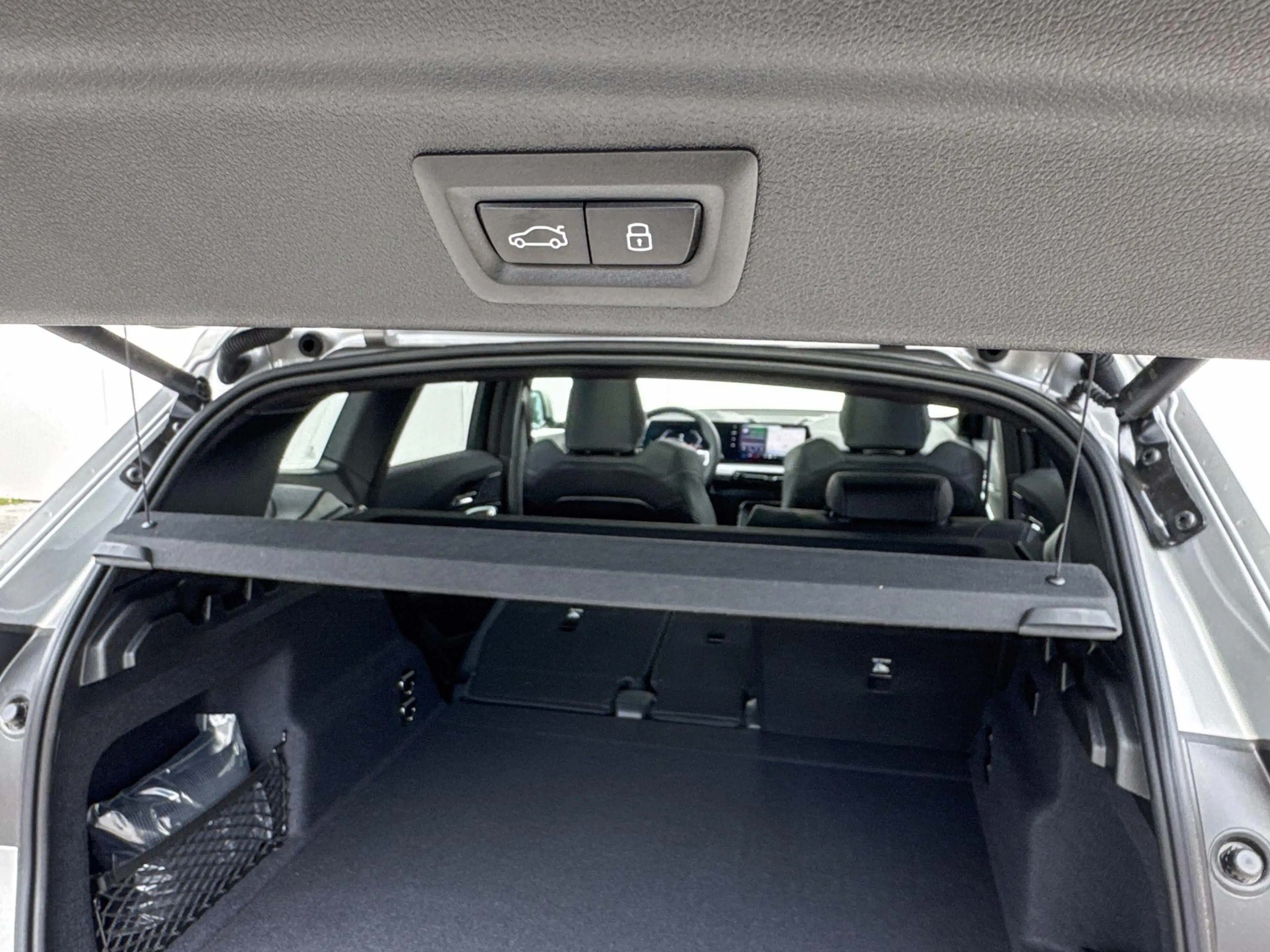 BMW iX1 eDrive20 | 67 kWh |  M Sport | Trekhaak — photo 12