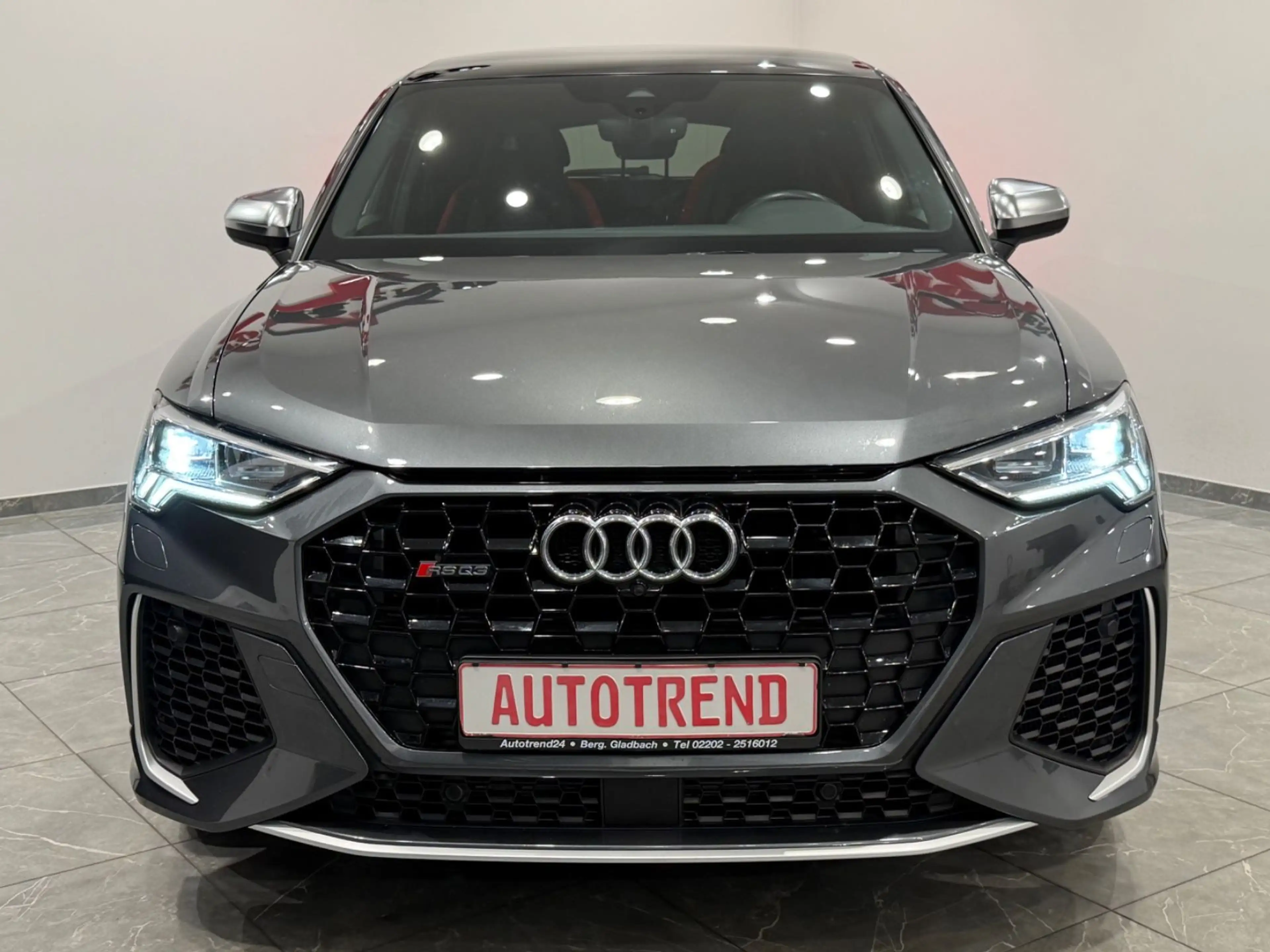 Audi RS Q3 Sportback 2.5 TFSI quattro PANO *RS-ABGAS* — photo 7