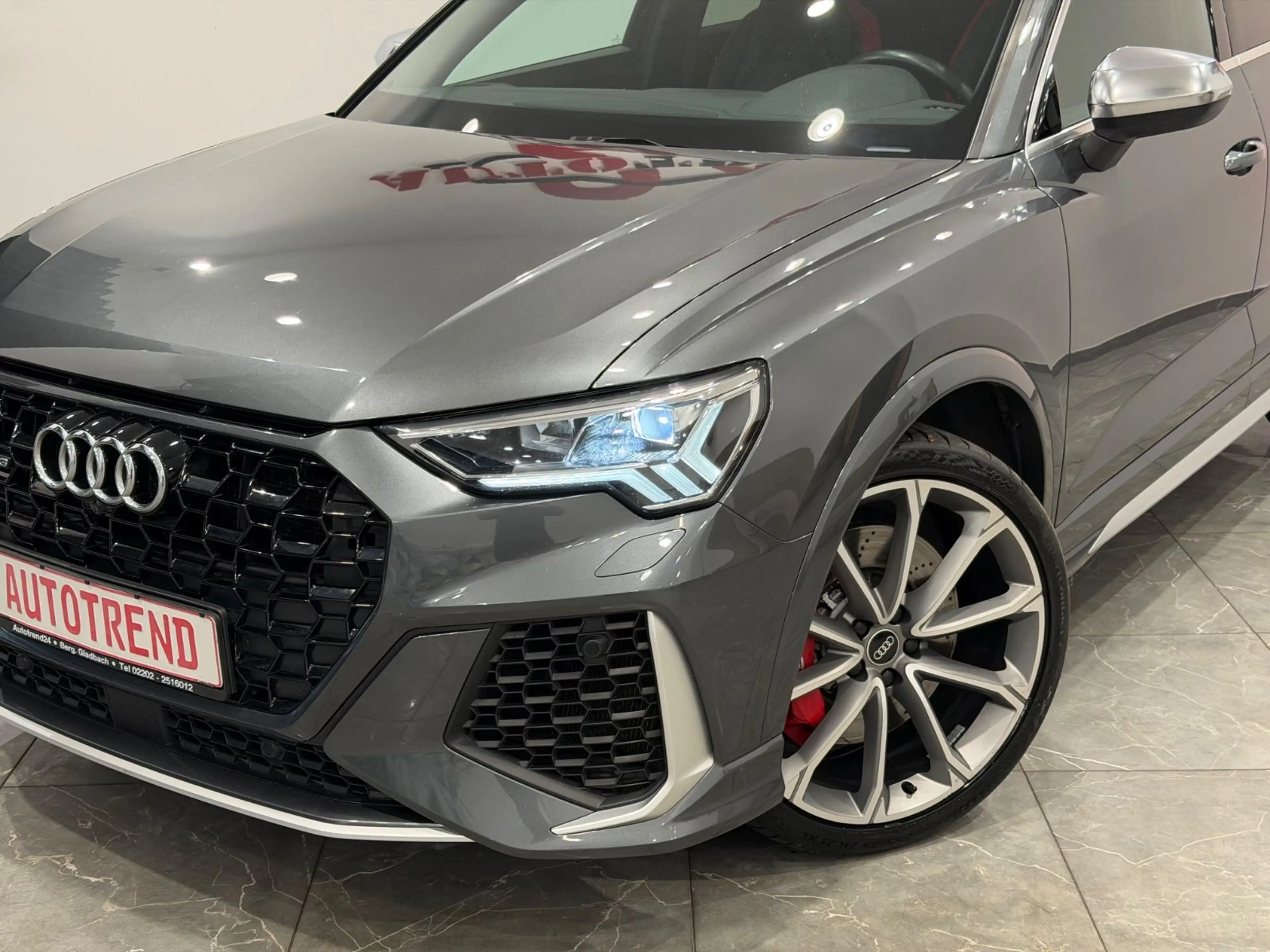 Audi RS Q3 Sportback 2.5 TFSI quattro PANO *RS-ABGAS* — photo 6