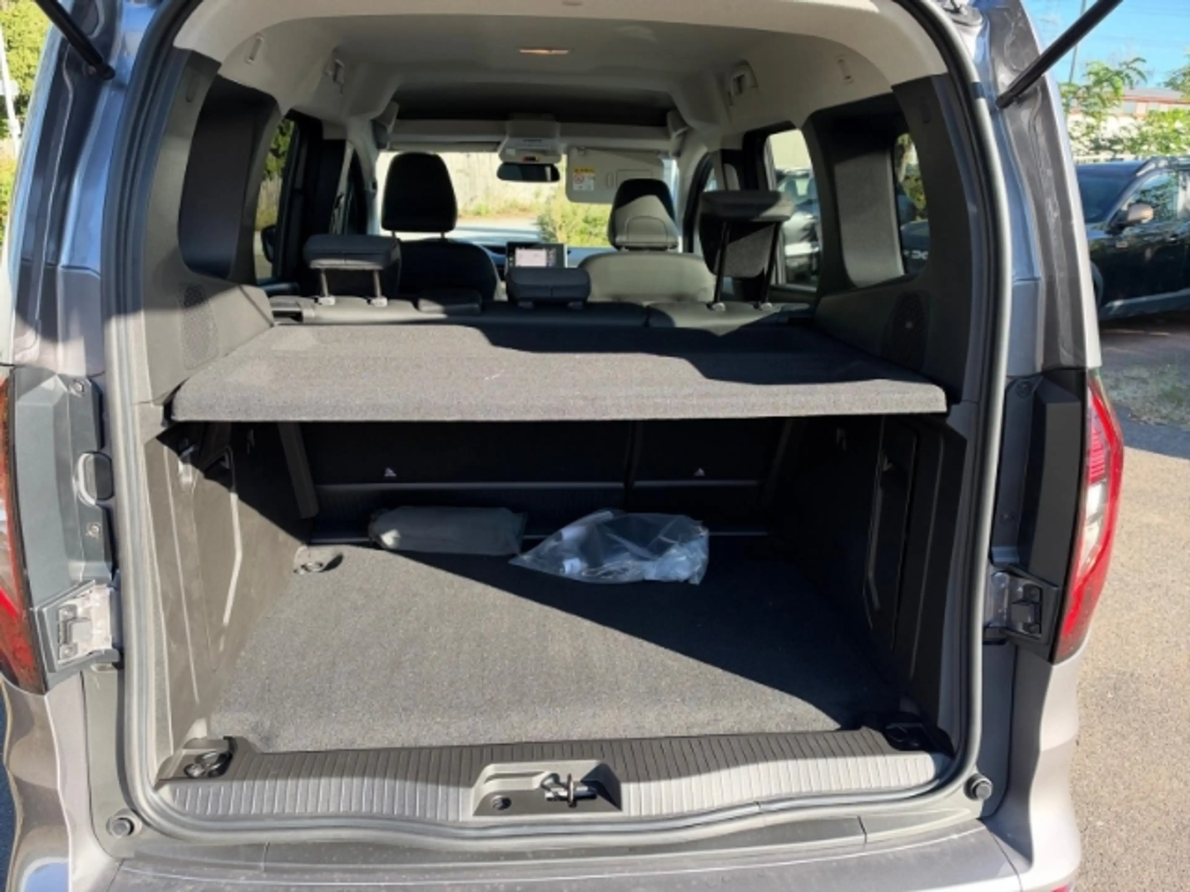 Renault Kangoo III Techno TCe 130 EDC Navi+Rückfahrkamera+Sitzhei — photo 12