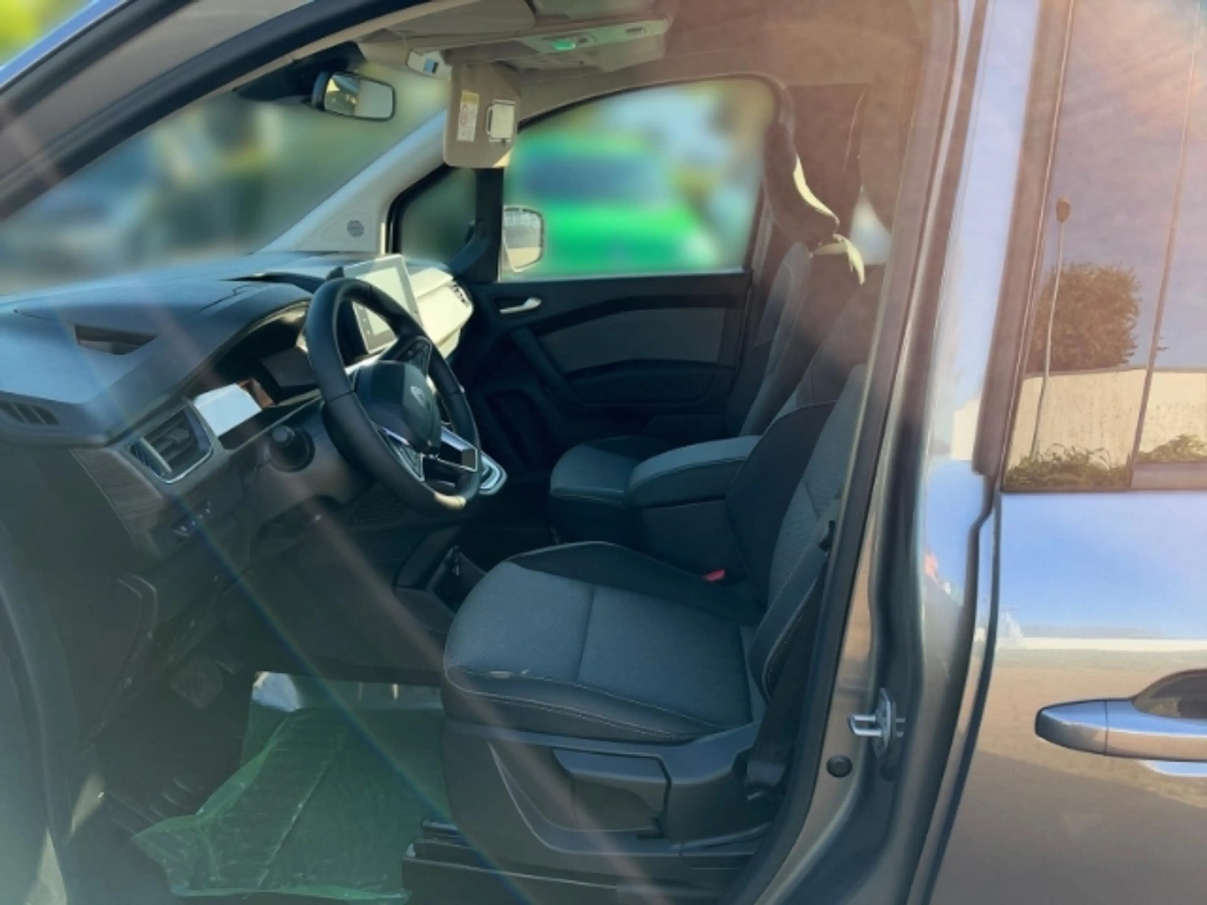 Renault Kangoo III Techno TCe 130 EDC Navi+Rückfahrkamera+Sitzhei — photo 7