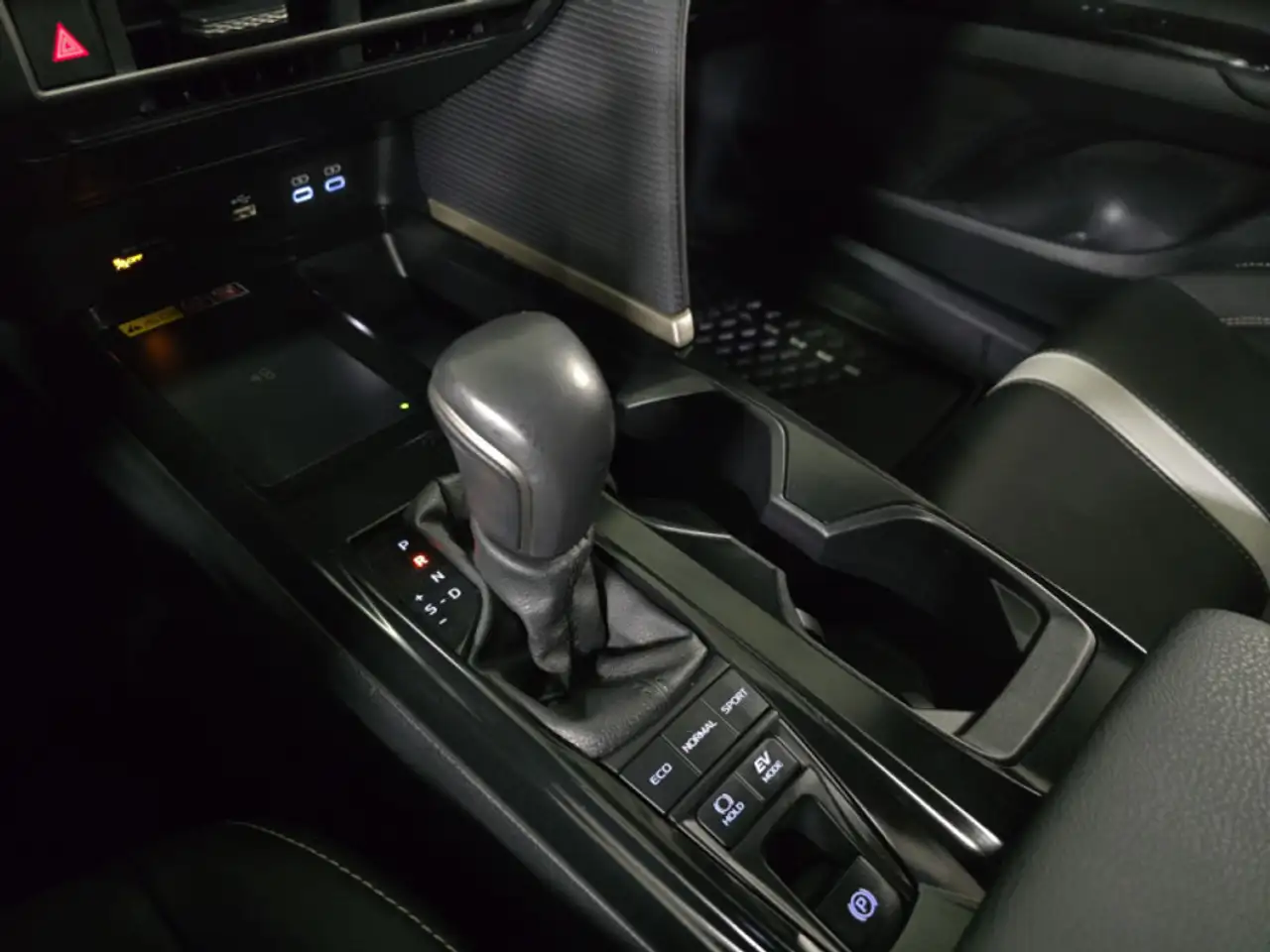 Toyota Camry снимка Toyota Camry