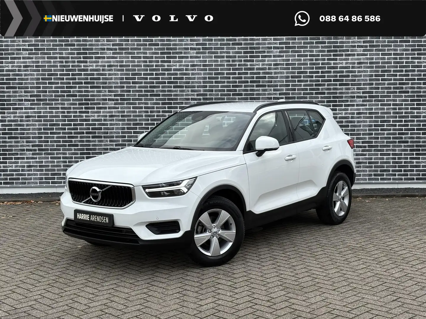 Volvo XC40 T2 Momentum Core | Cruise Control | Parkeersensore Wit - 1
