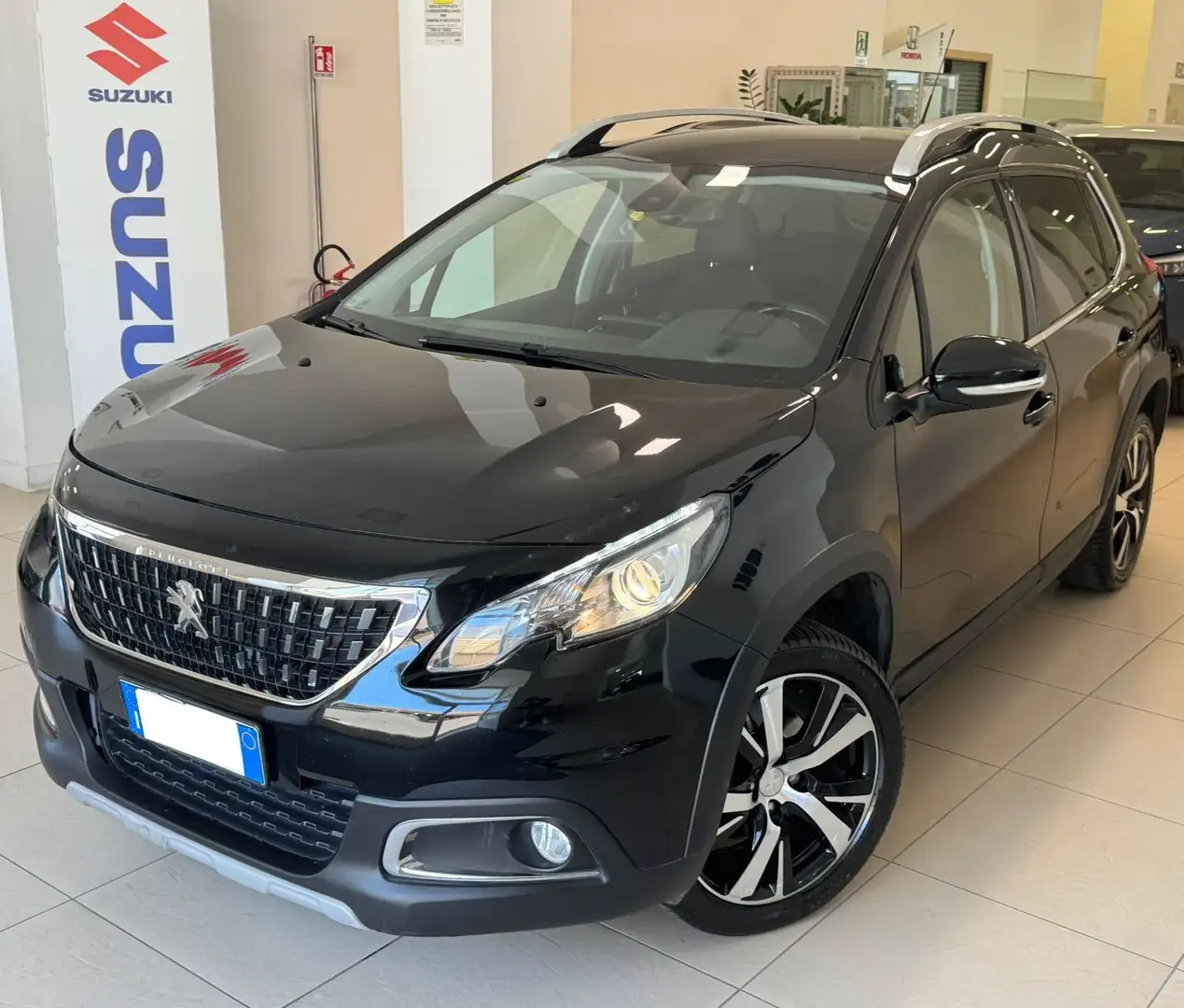 Peugeot 2008 BlueHDi 100 S&S Allure - 2
