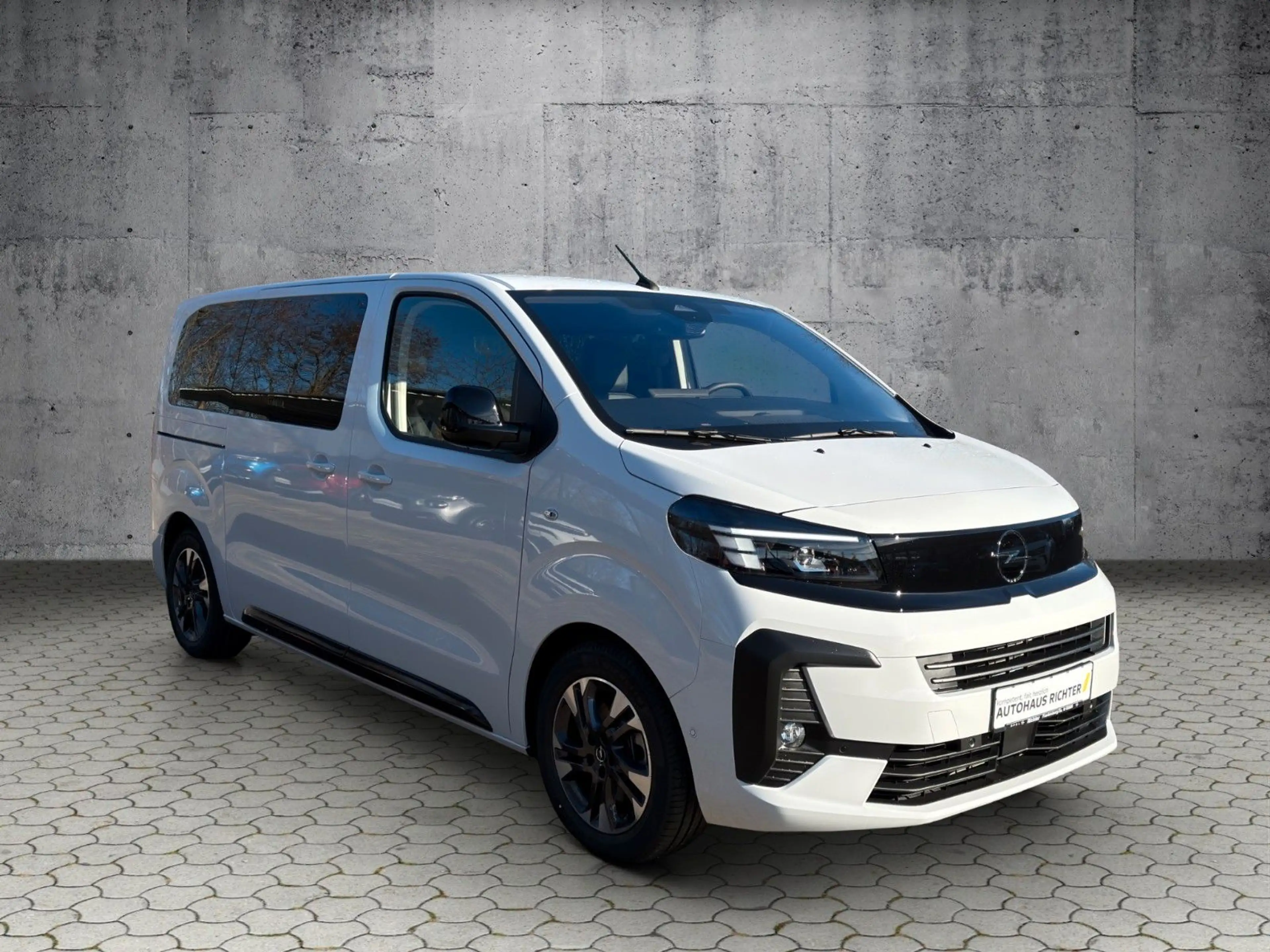 Opel Zafira Life Zafira GS M AHZV, STANDHEIZG., LEDER, NAVI, LED — photo 3