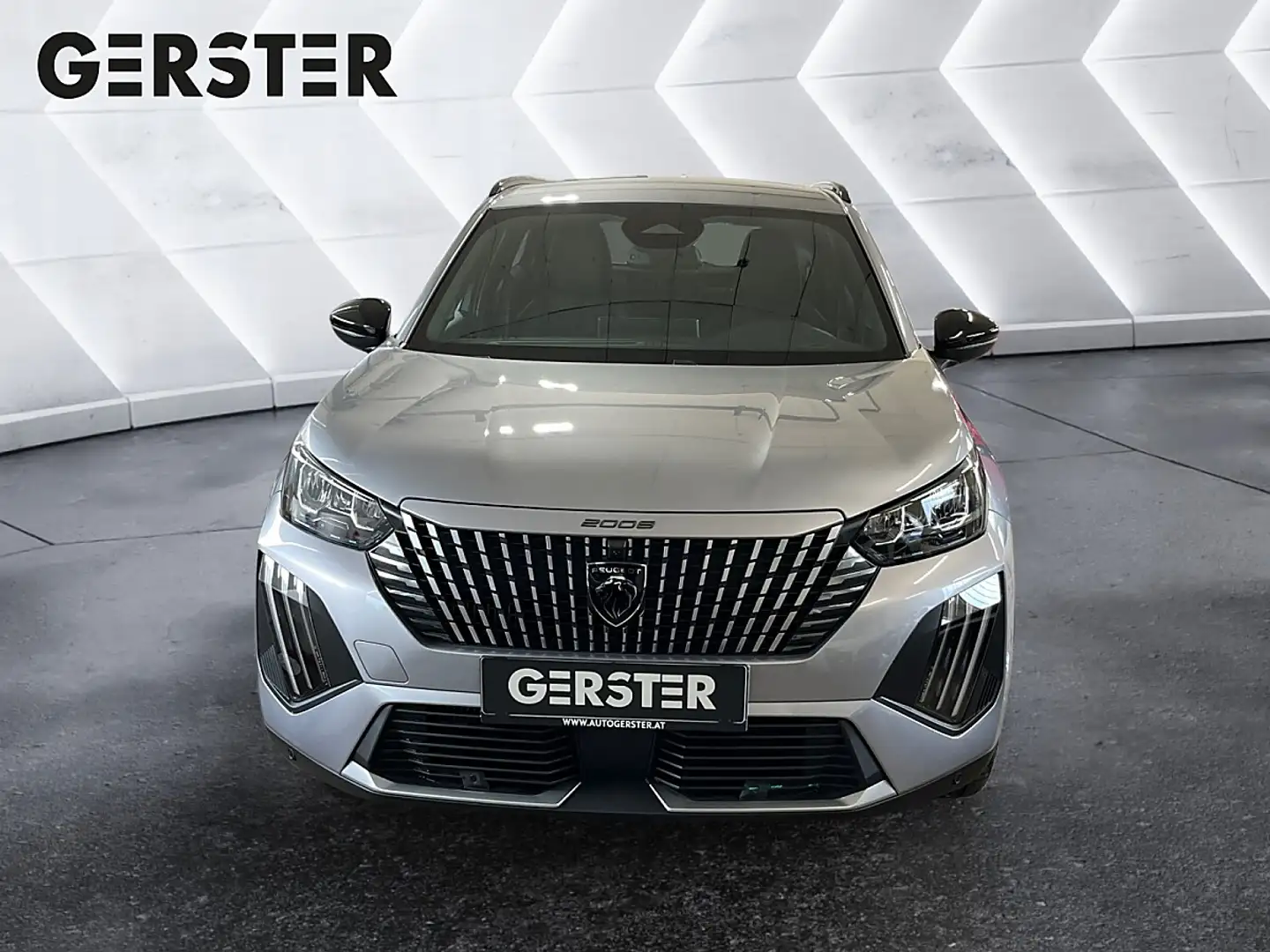 Peugeot 2008 Hybrid 145 e-DCS6 Allure Grau - 2