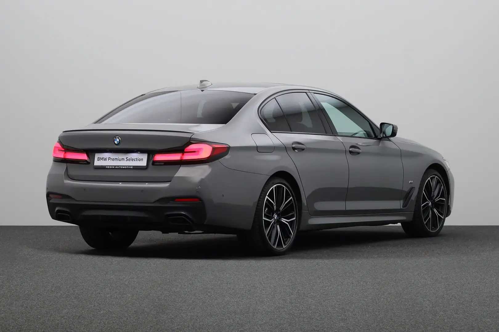 BMW 530 5-serie sedan 530e High Executive | Achteruitrijca Grigio - 2