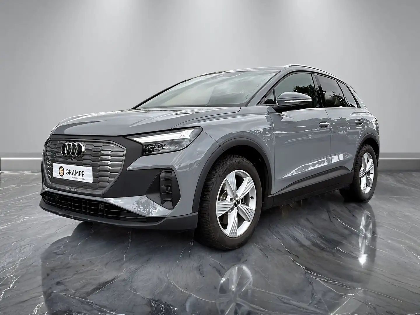 Audi Q4 e-tron 35 +ACC+KAMERA+LED+ASSISTS+DAB+VIRTUAL Gris - 2