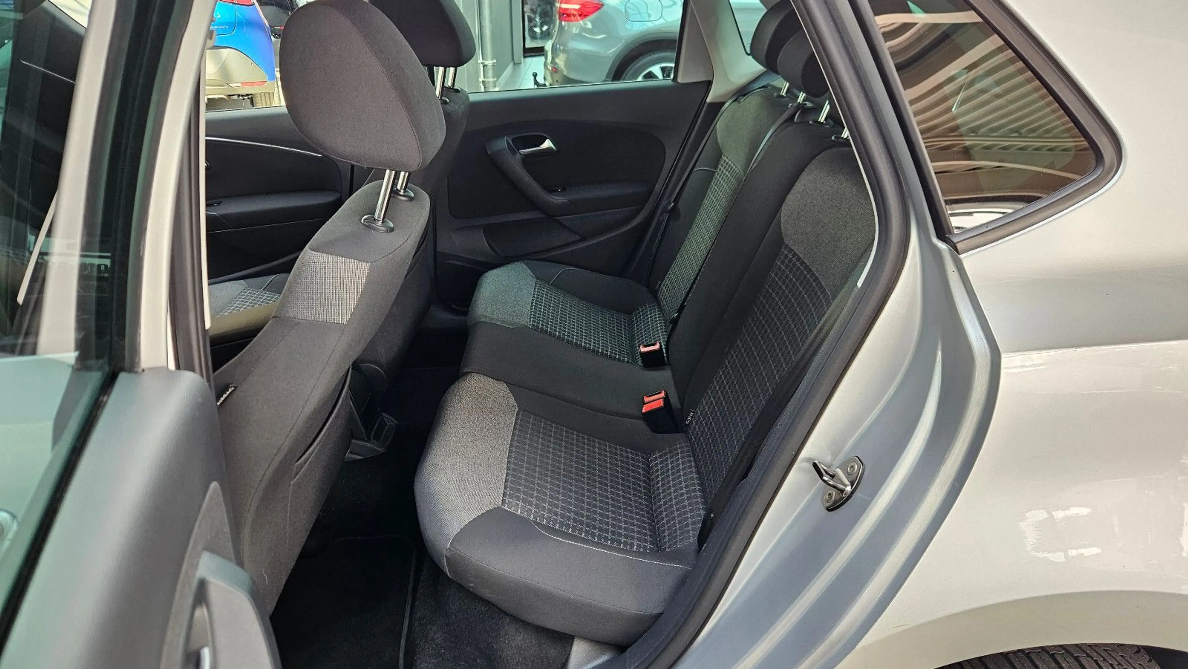 Volkswagen Polo V Comfortline BMT/Start-Stopp *Navi*SHZ* — photo 11