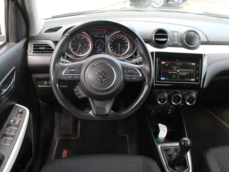 Suzuki Swift 1.2 Stijl Smart Hybrid | Navi | Cruise | Clima | C — photo 4