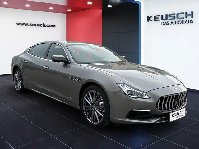 Maserati Quattroporte Quattroporte SQ4 GranLusso Ansicht 16