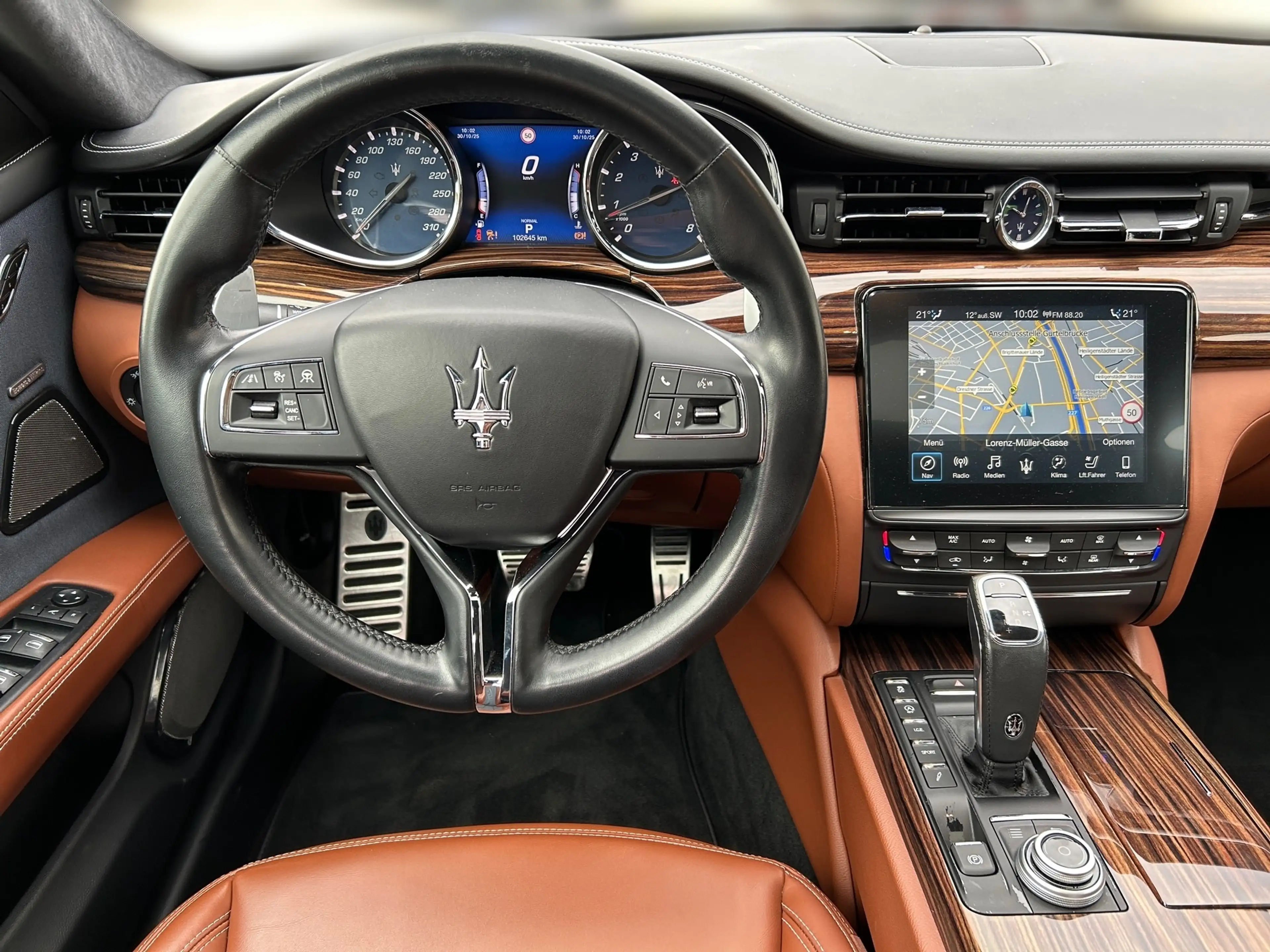 Maserati Quattroporte Quattroporte SQ4 GranLusso — photo 9