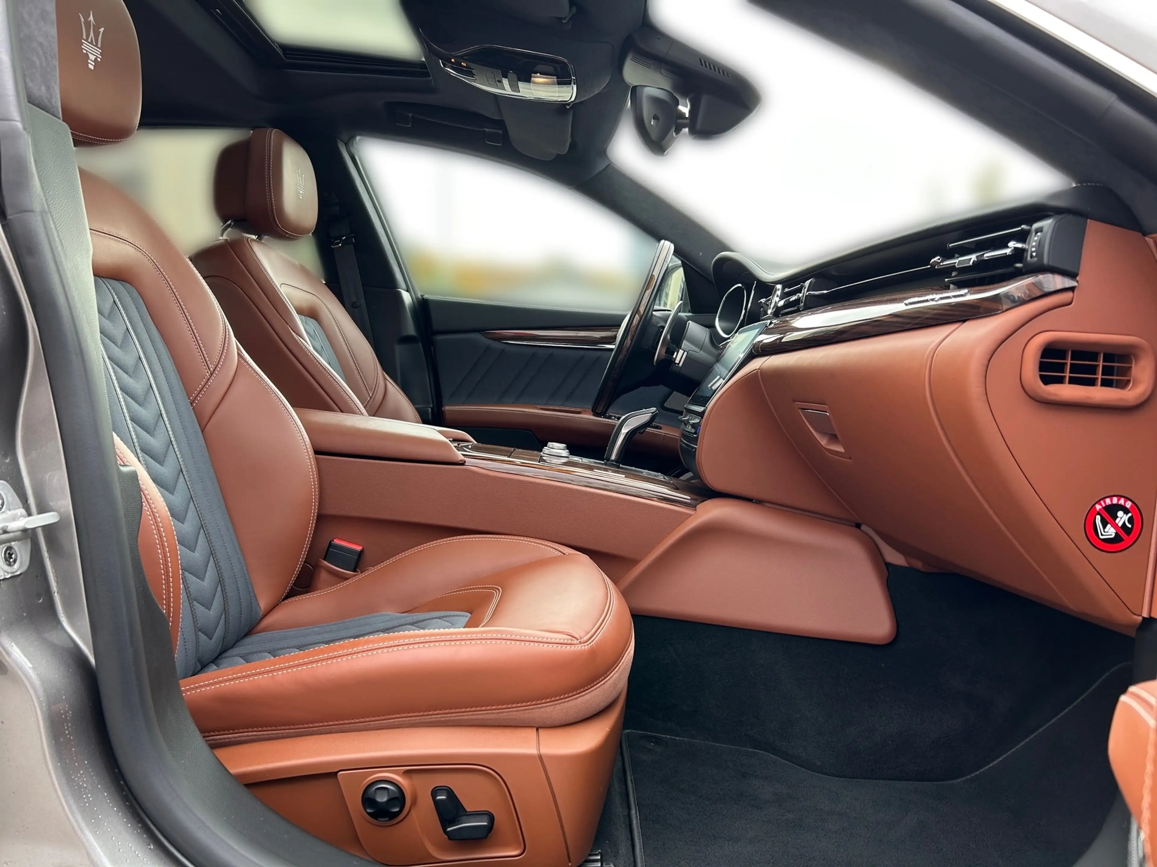 Maserati Quattroporte Quattroporte SQ4 GranLusso — photo 14