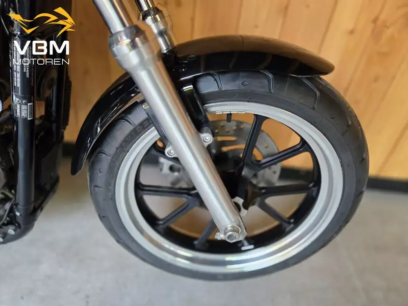 Harley-Davidson Sportster XL 883 - foto 7