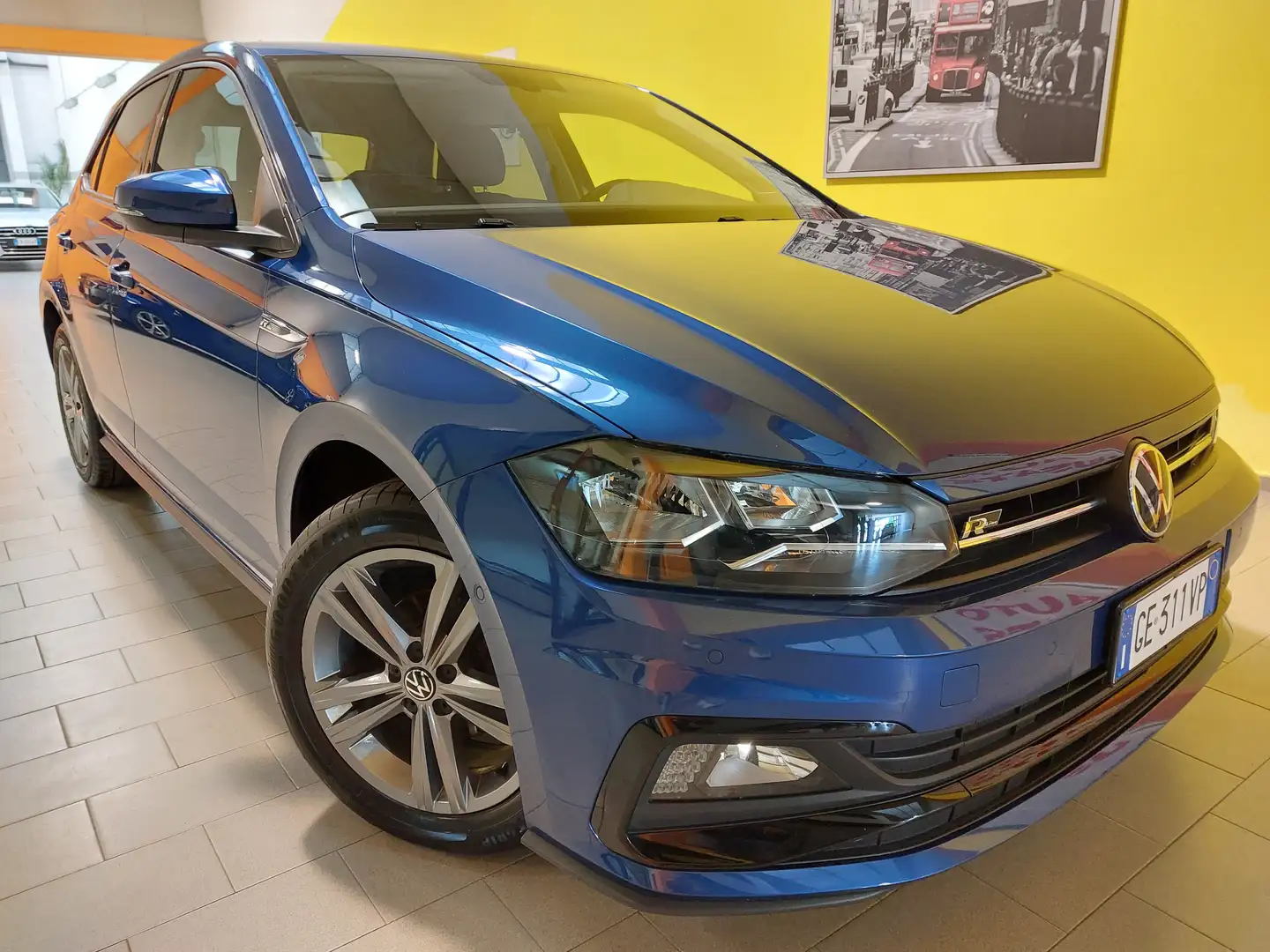 Volkswagen Polo POLO 1.0 R-LINE SPORT 80CV - UNICOPROPRIETARIO Blauw - 2