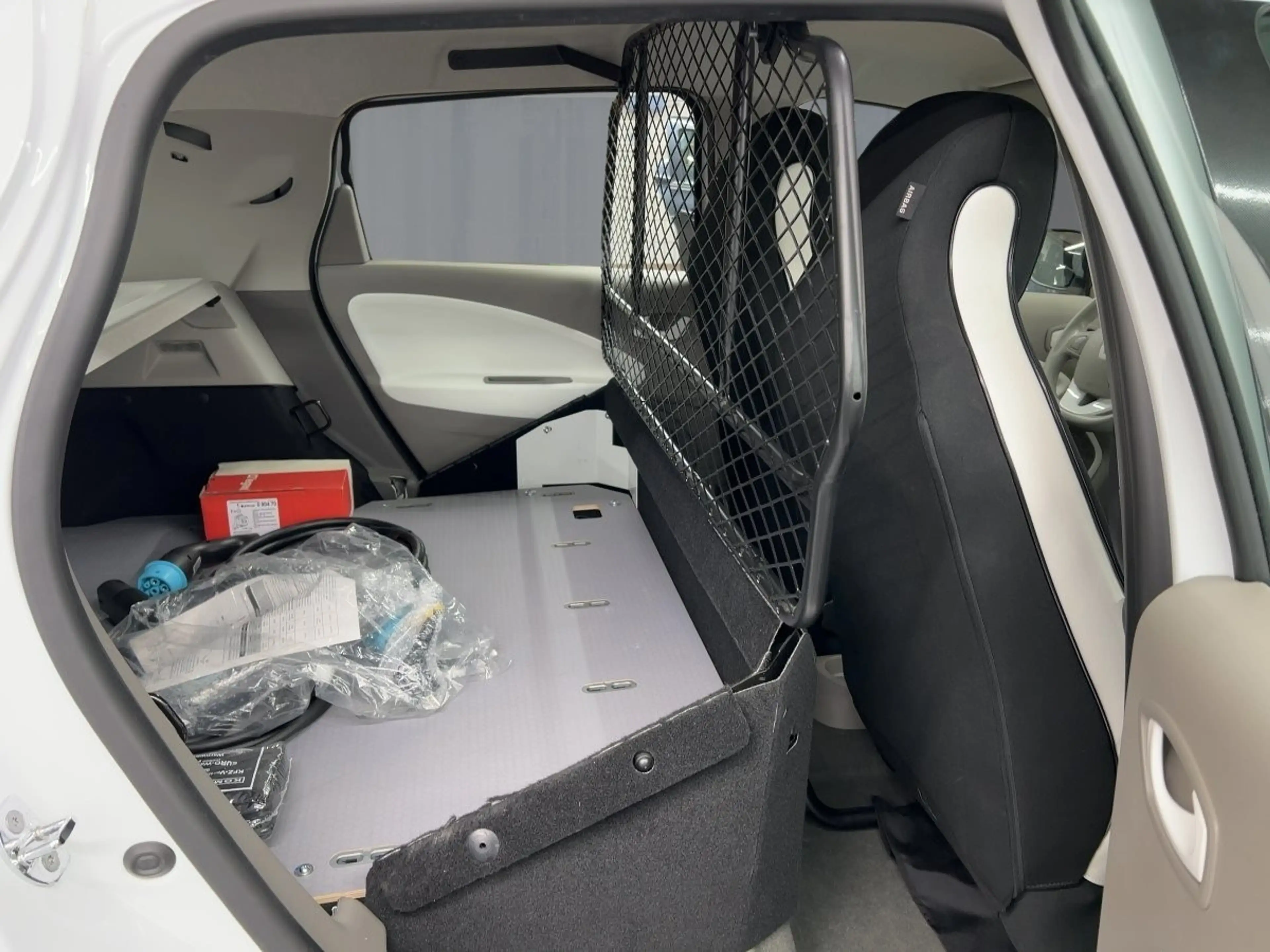 Renault ZOE CARGO R90 40kWh MIETBATTERIE — photo 9