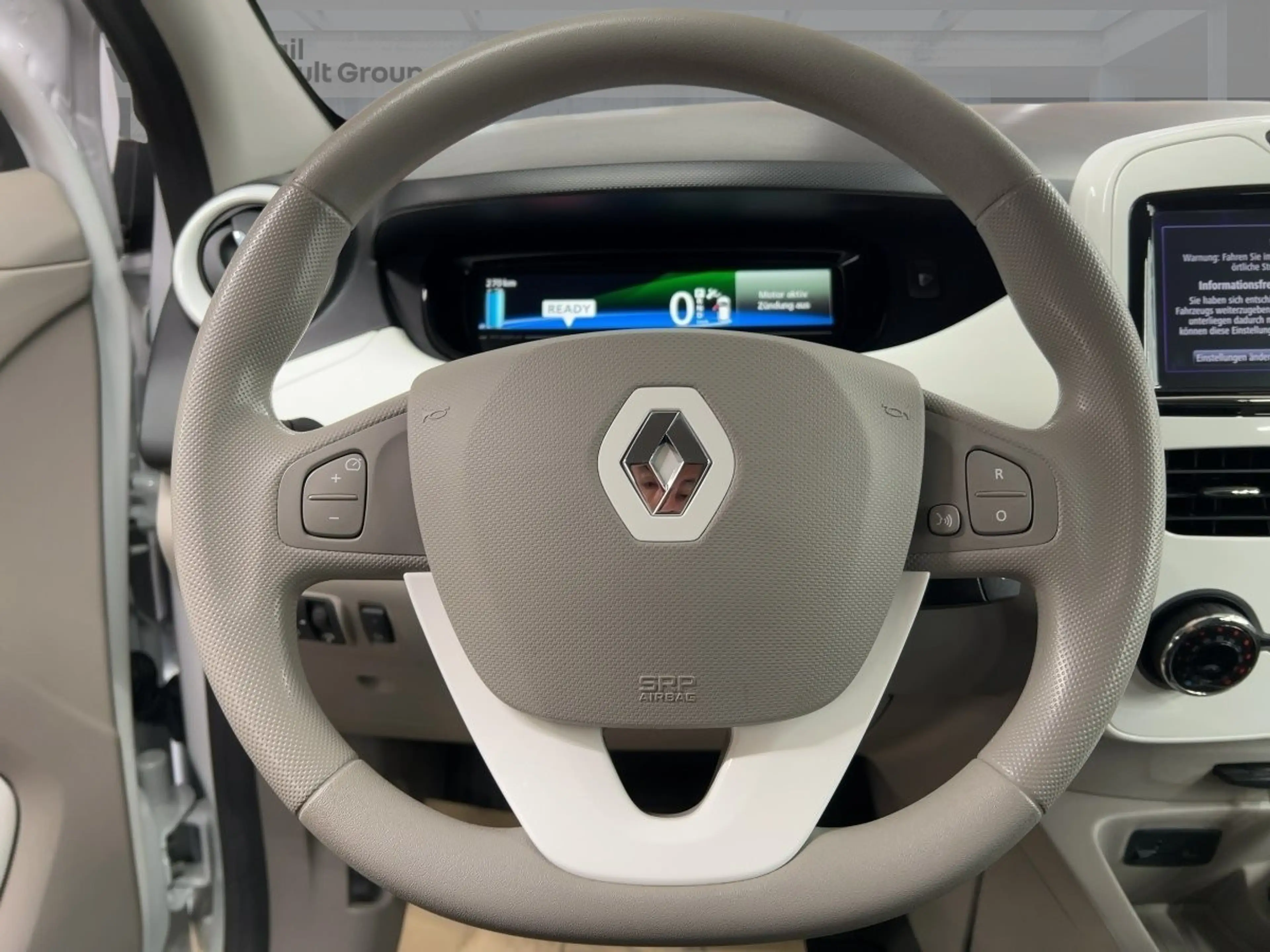 Renault ZOE CARGO R90 40kWh MIETBATTERIE — photo 11