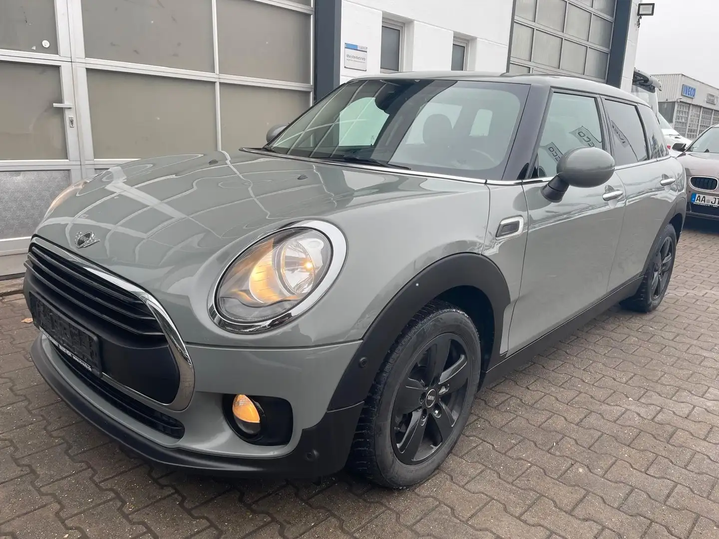 MINI One D Clubman /2HD/SHZ/NAVI/PDC Gris - 1