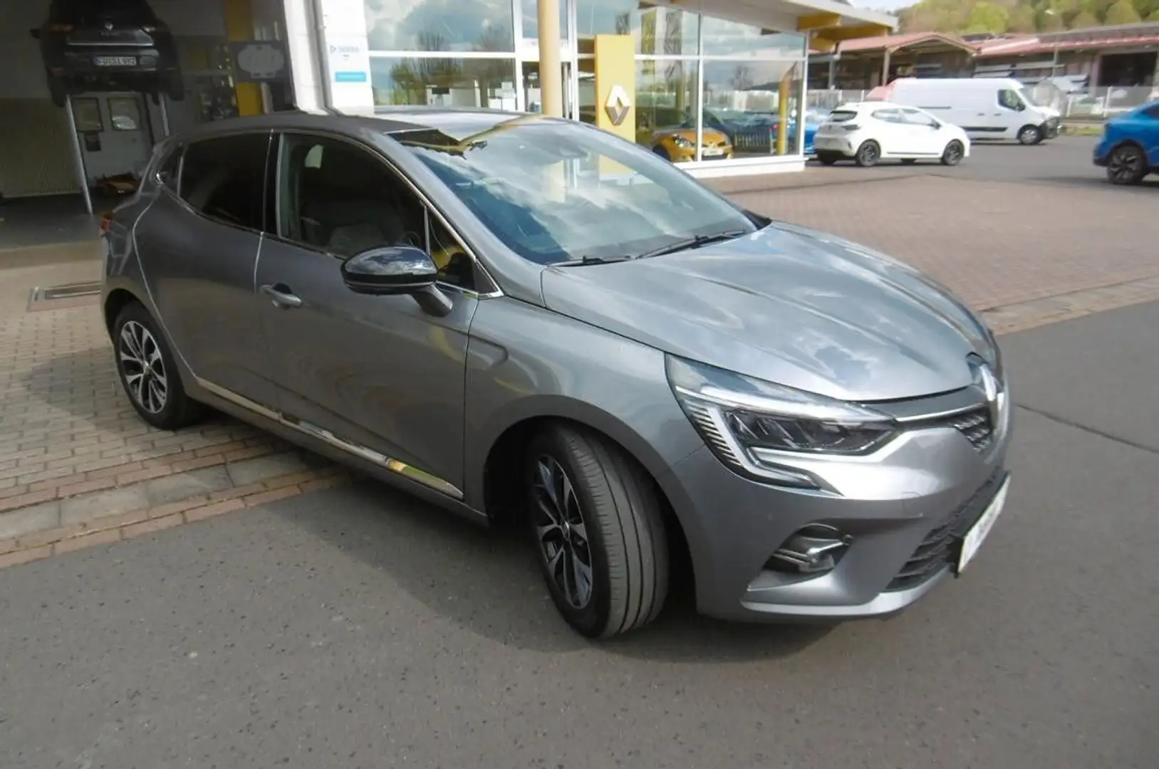Renault Clio Techno TCE 90+RFK+SHZ+9,3Navi+LED+Alu16+Met Gris - 2