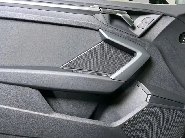 Audi A3 view 14
