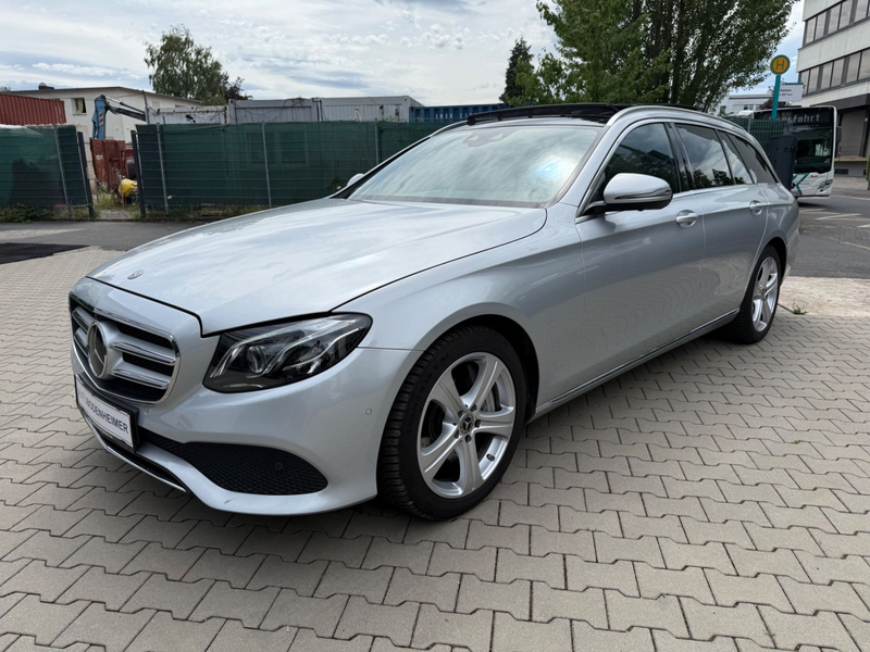 Mercedes-Benz E 400 T 4Matic Avantgarde·Pano·360°·ACC·Navi·AHK — photo 3