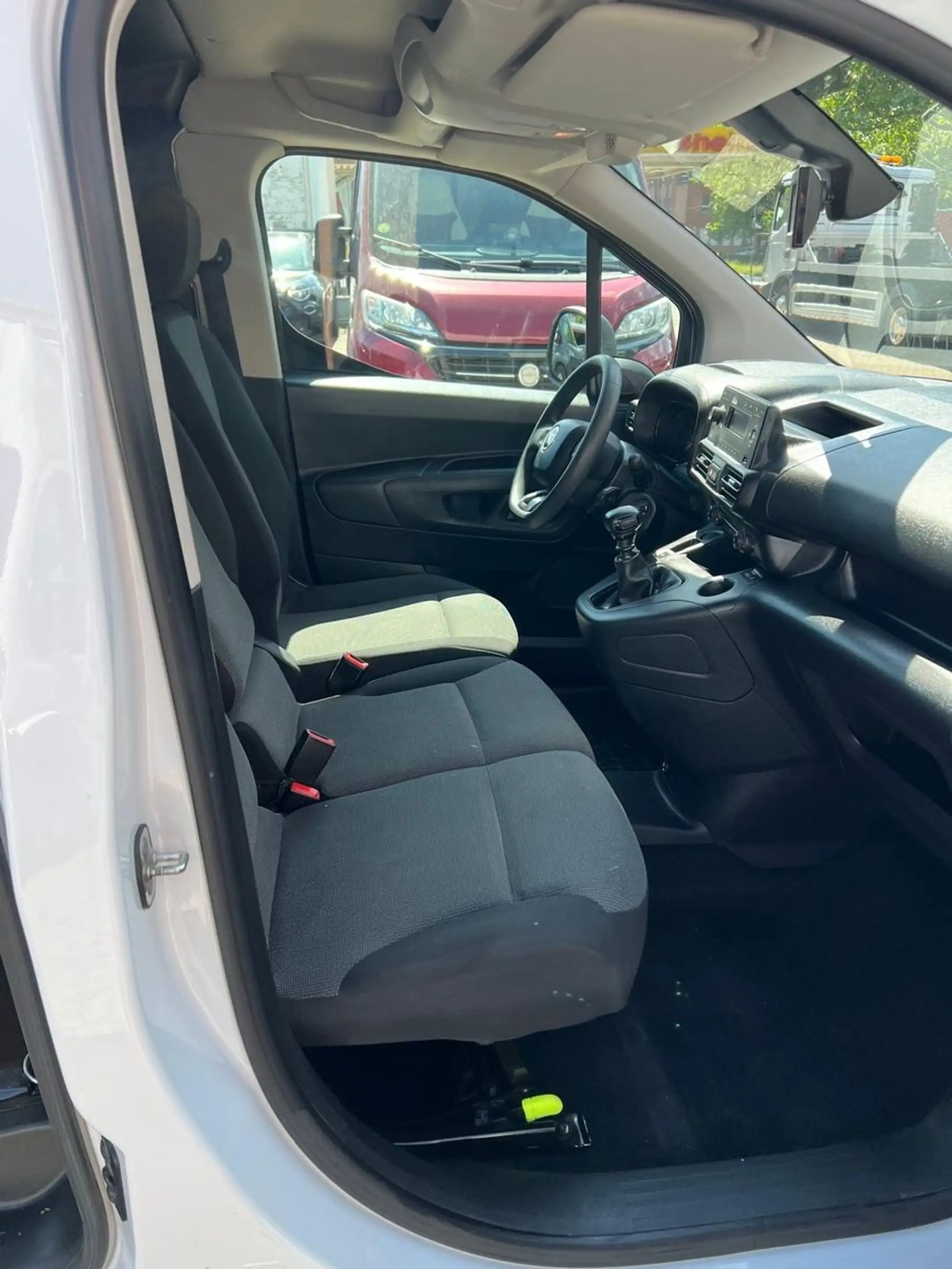 Fiat Doblo Doblò Kastenwagen L1 1.5 BlueHDi 75 kW — photo 7