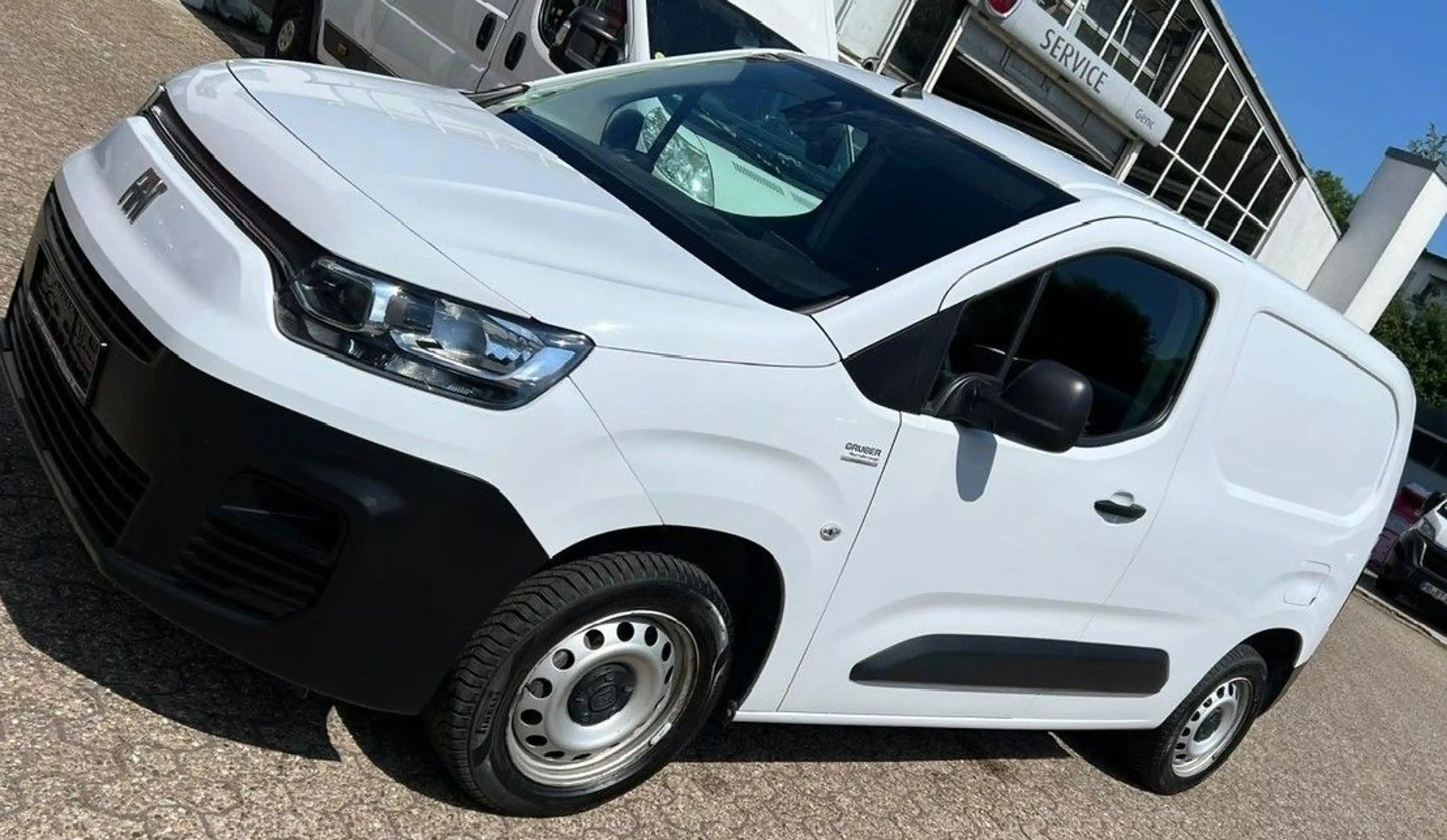 Fiat Doblo Doblò Kastenwagen L1 1.5 BlueHDi 75 kW — photo 4