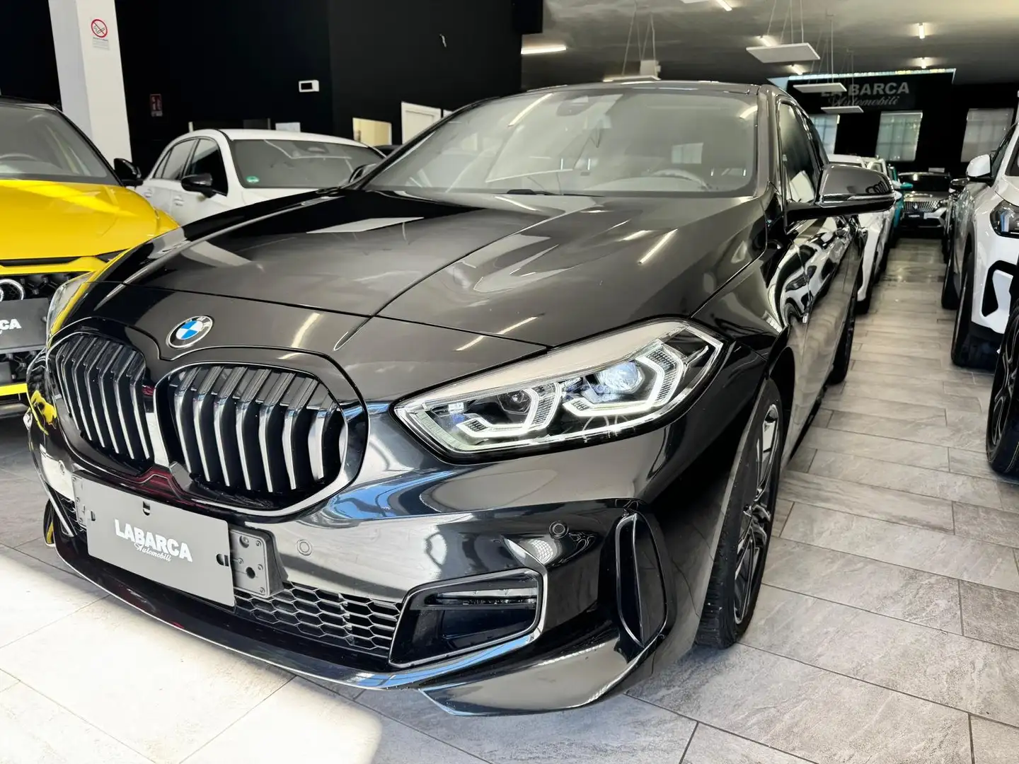BMW 118 118d M-sport M SPORT Auto Nero - 2