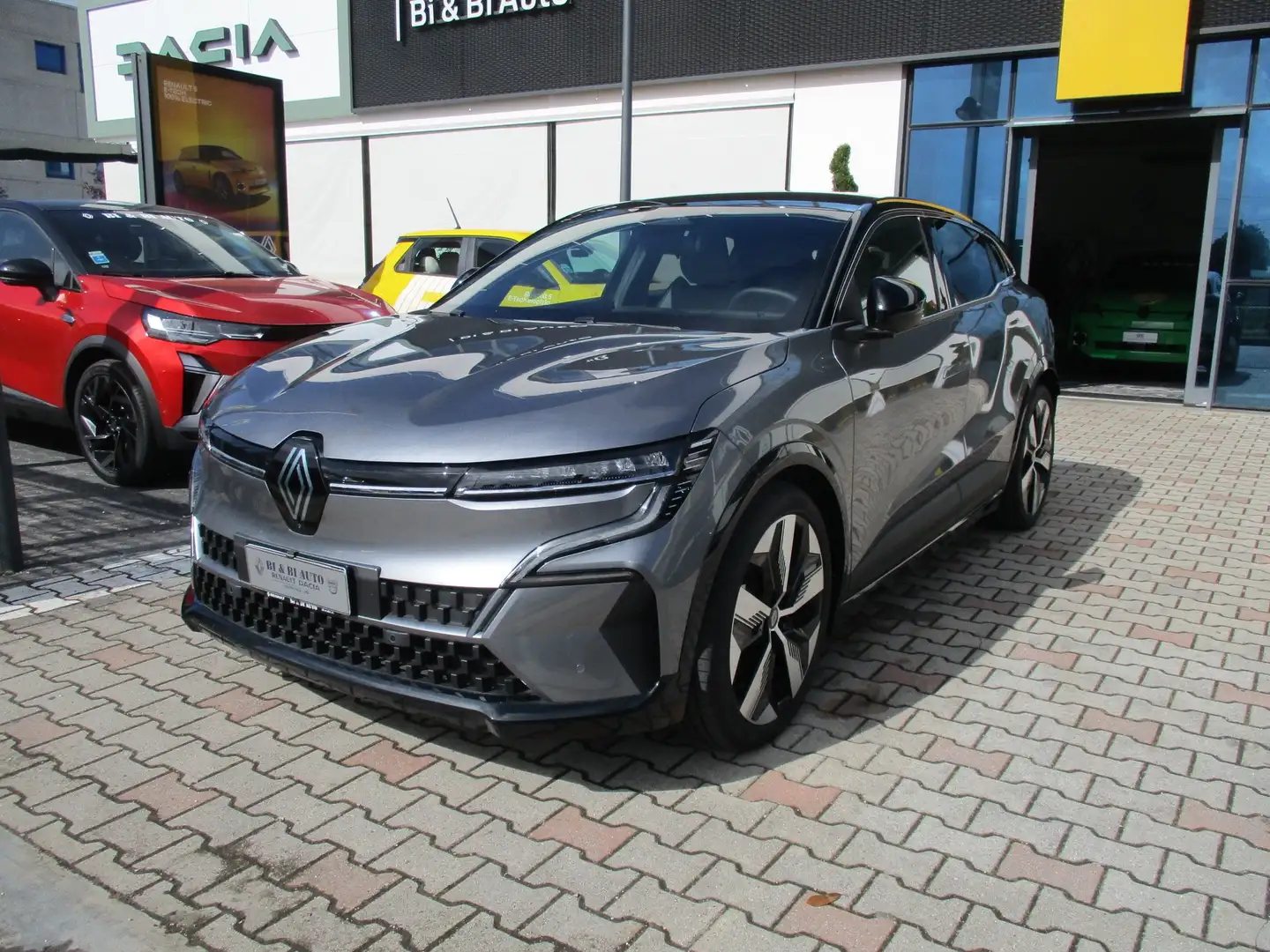 Renault Megane E-Tech Megane E-Tech Techno EV60 220cv AC22 Grigio - 1