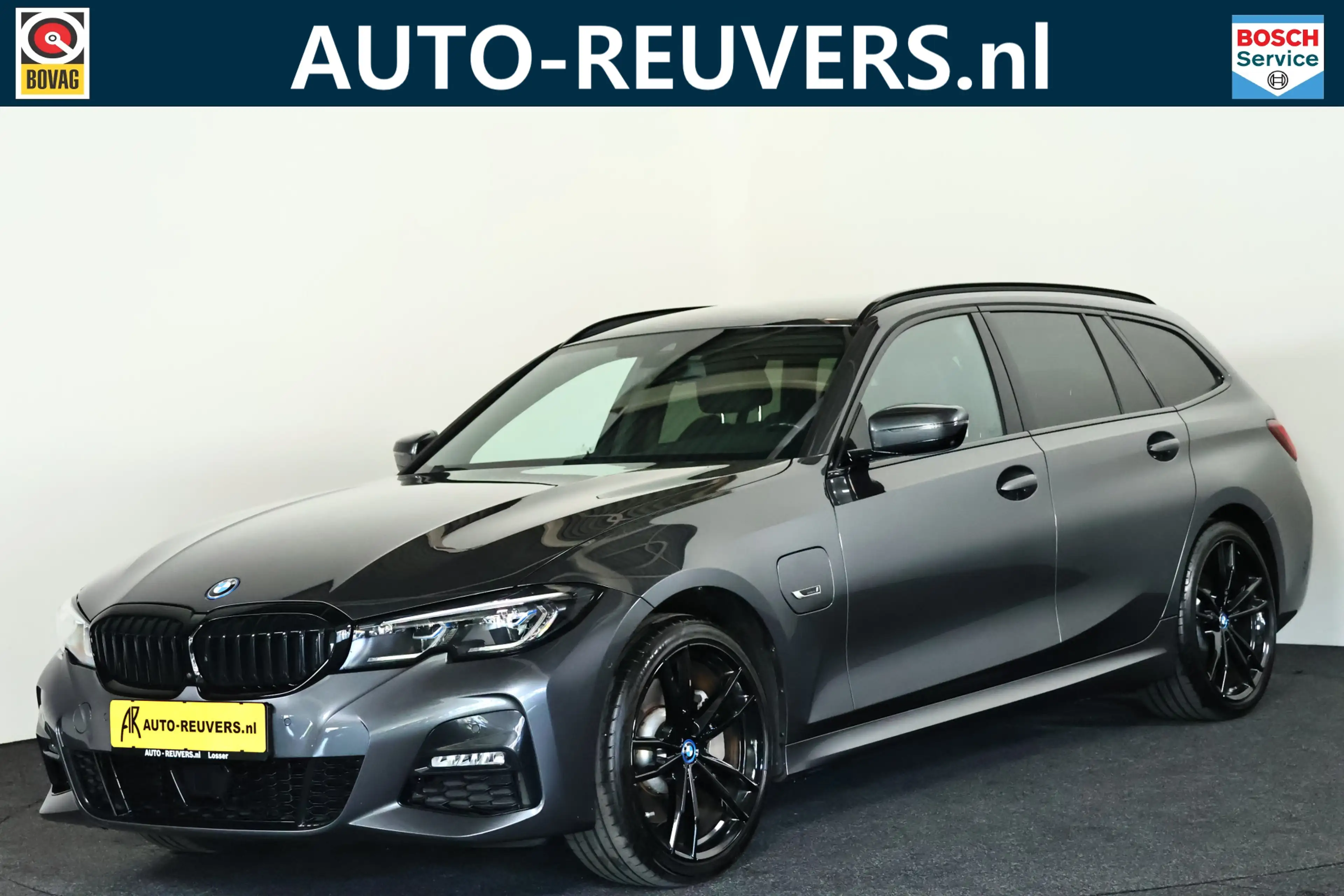 BMW 330 3 Serie Touring 330e xDrive M-Sport / Laser-LED /