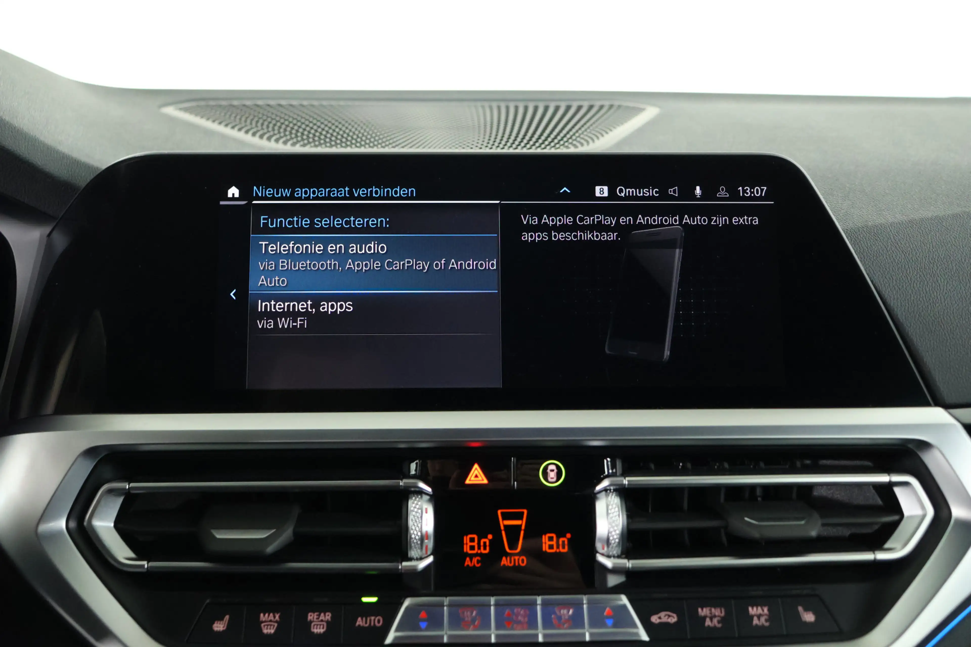 BMW 330 3 Serie Touring 330e xDrive M-Sport / Laser-LED / — photo 24