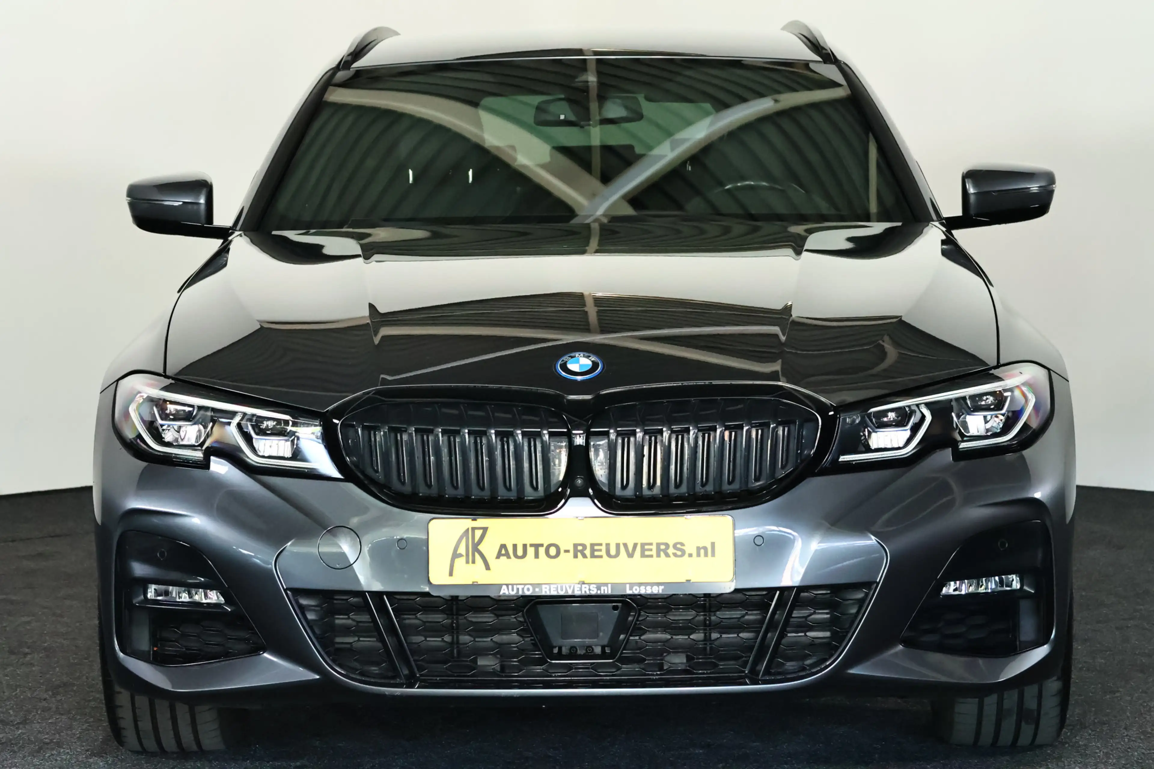 BMW 330 3 Serie Touring 330e xDrive M-Sport / Laser-LED / — photo 9