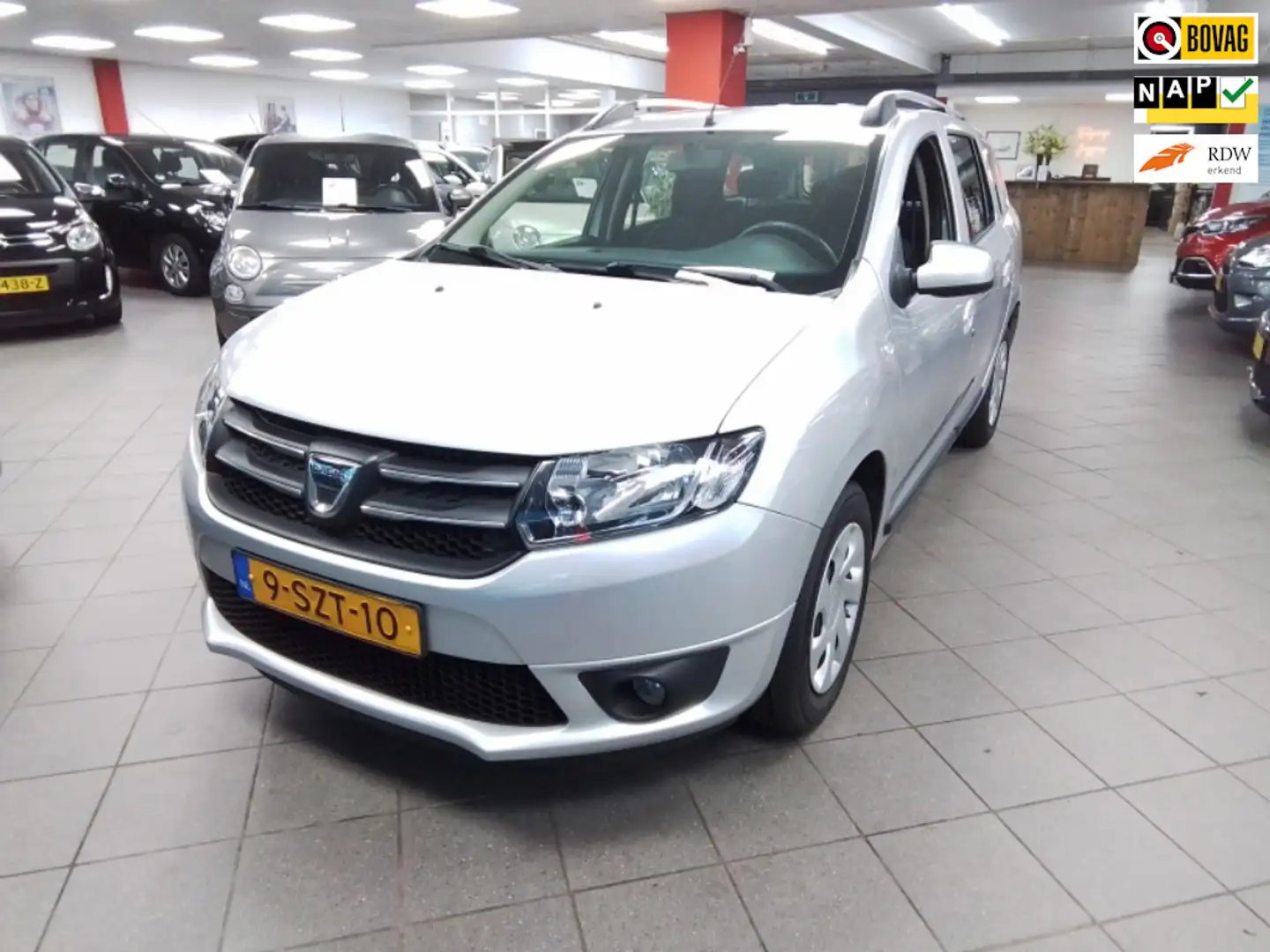 Dacia Logan MCV 0.9 TCe Prestige Zilver - 1