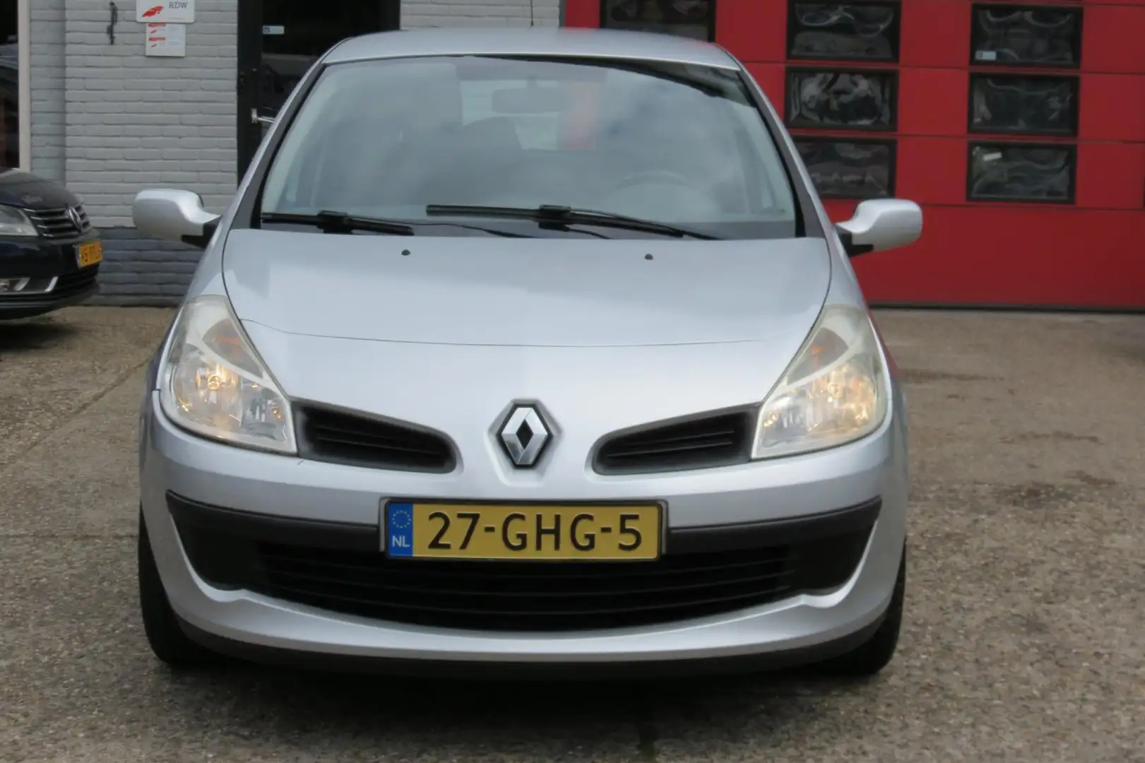Renault Clio 1.2-16V Rip Curl 5 DEURS , AIRCO, SPORTVELGEN Šedá - 2