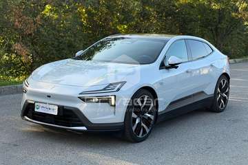 Polestar 4 Long Range Dual Motor Performance Plus